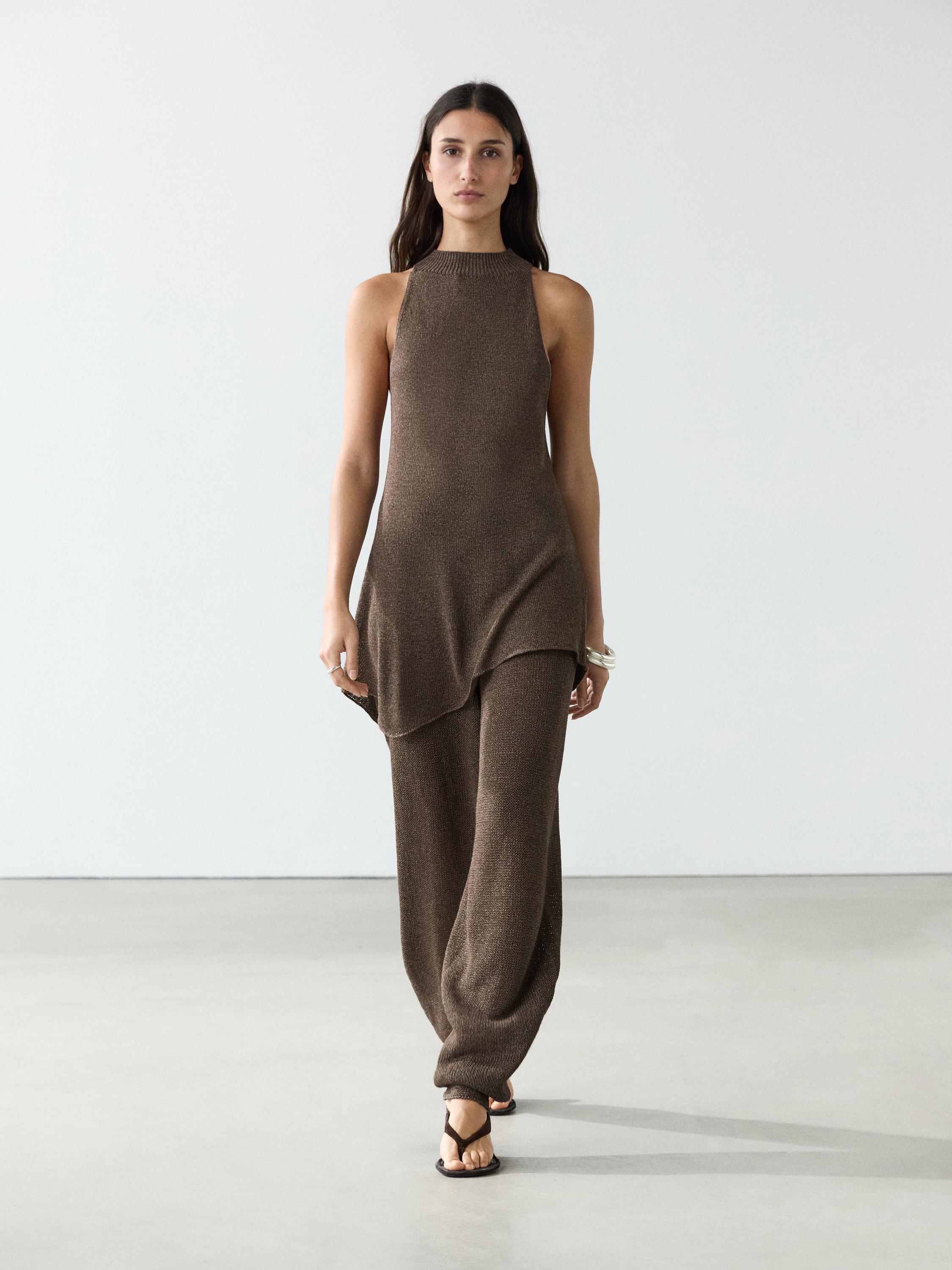 Total look asymmetric halter knit top — BROWN