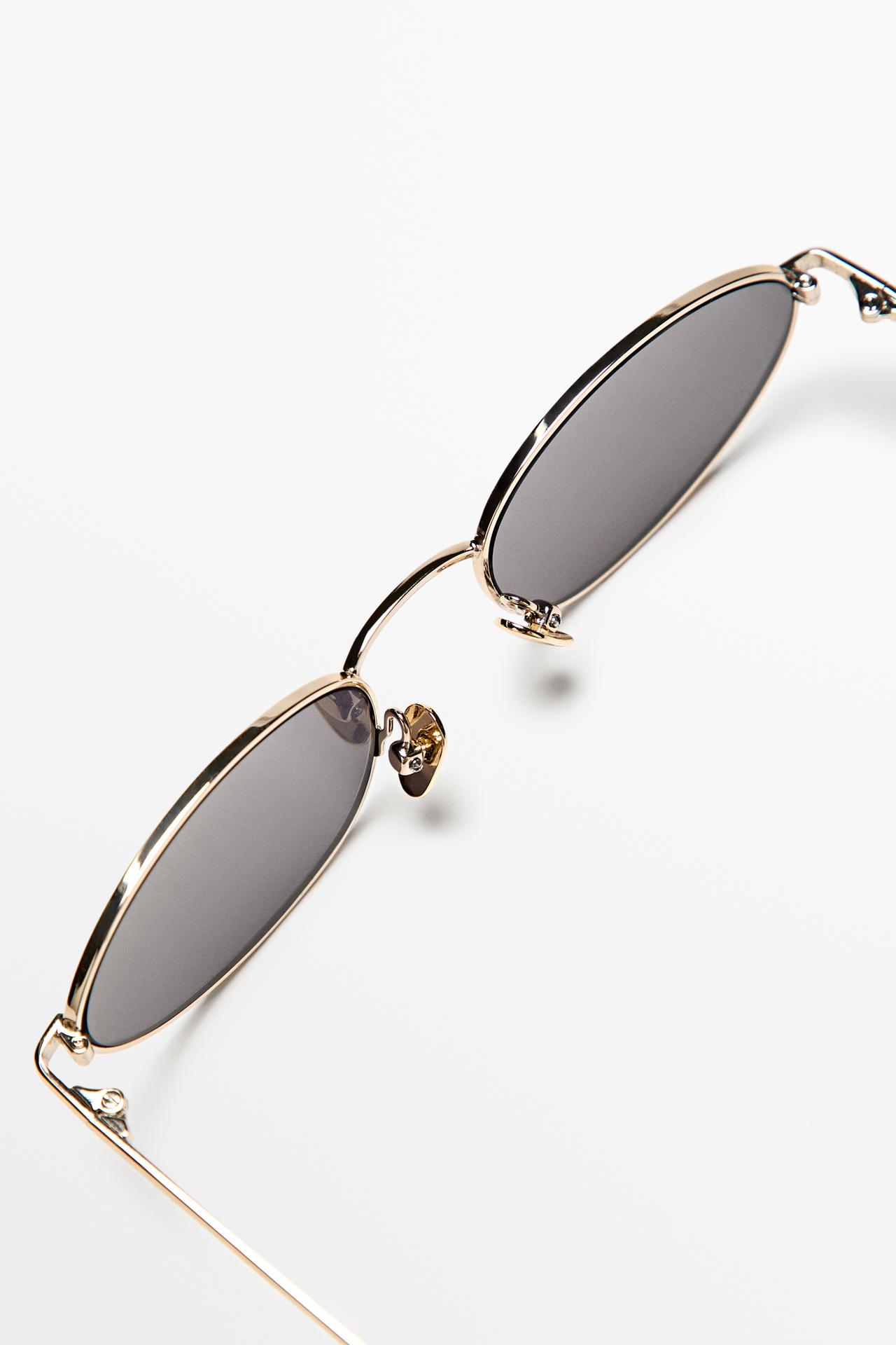 Oval metal sunglasses — SILVER
