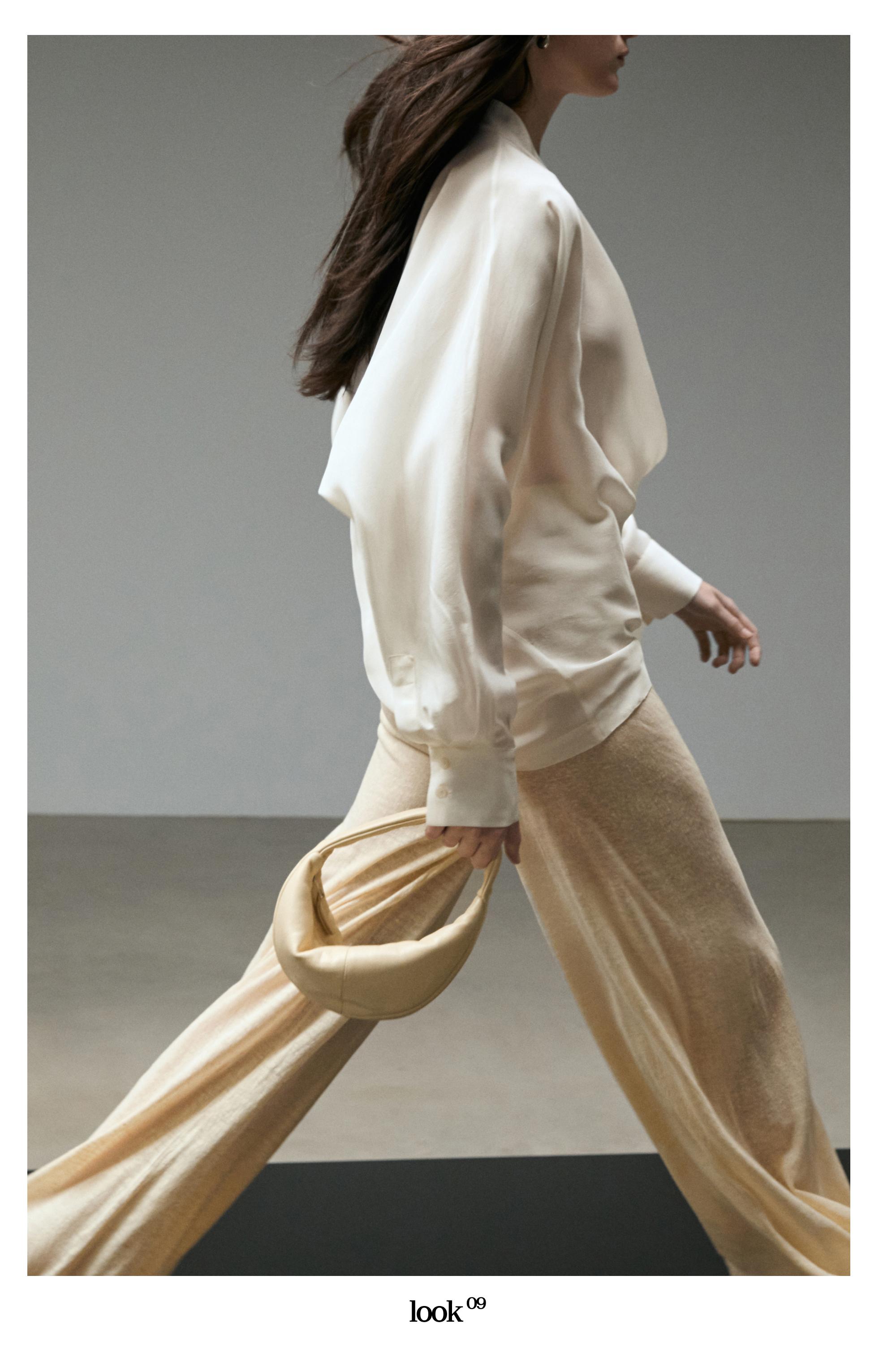 Total look wide-leg flowing trousers — Vanilla