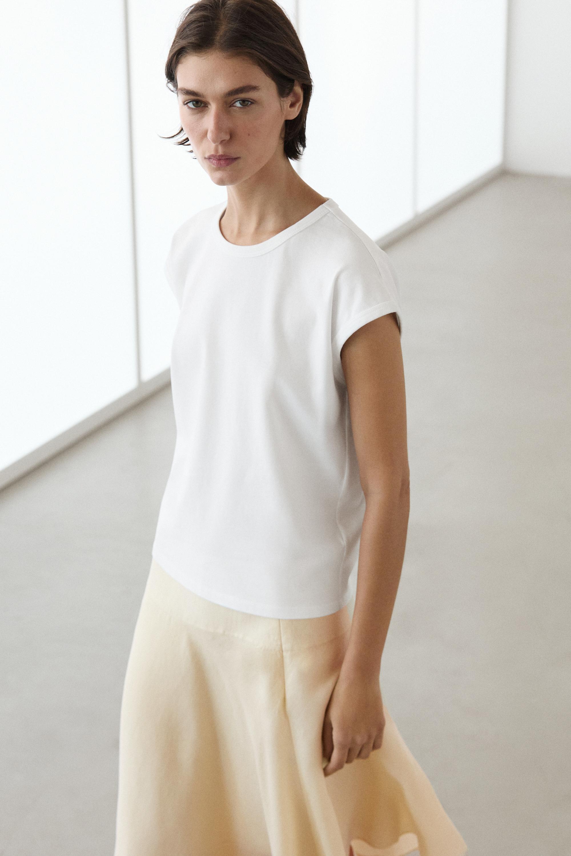 Sleeveless 100% cotton T-shirt — Off white