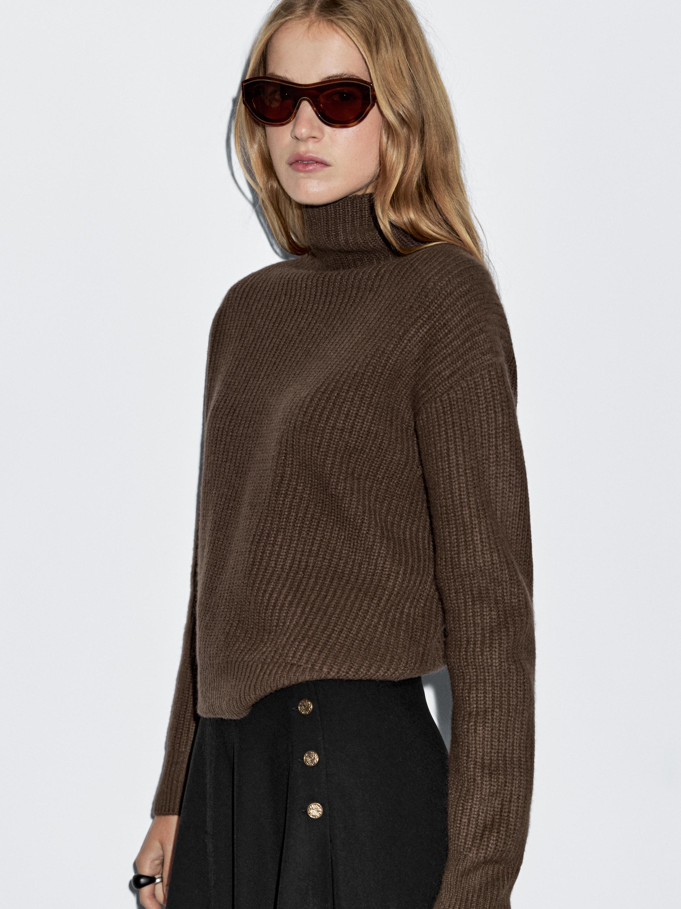 Pull en maille 100 % laine à col montant