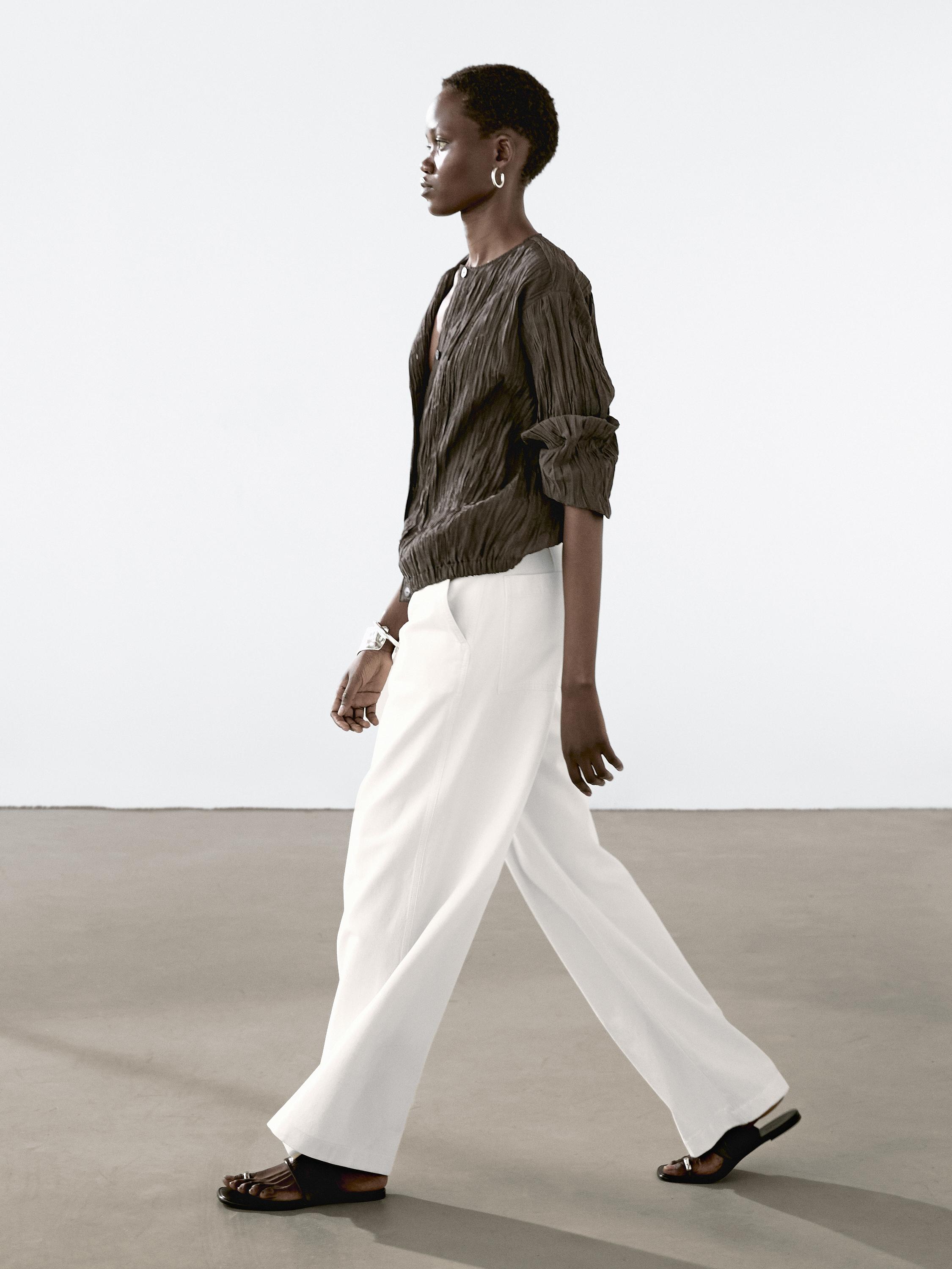 Relaxed fit mid-rise trousers