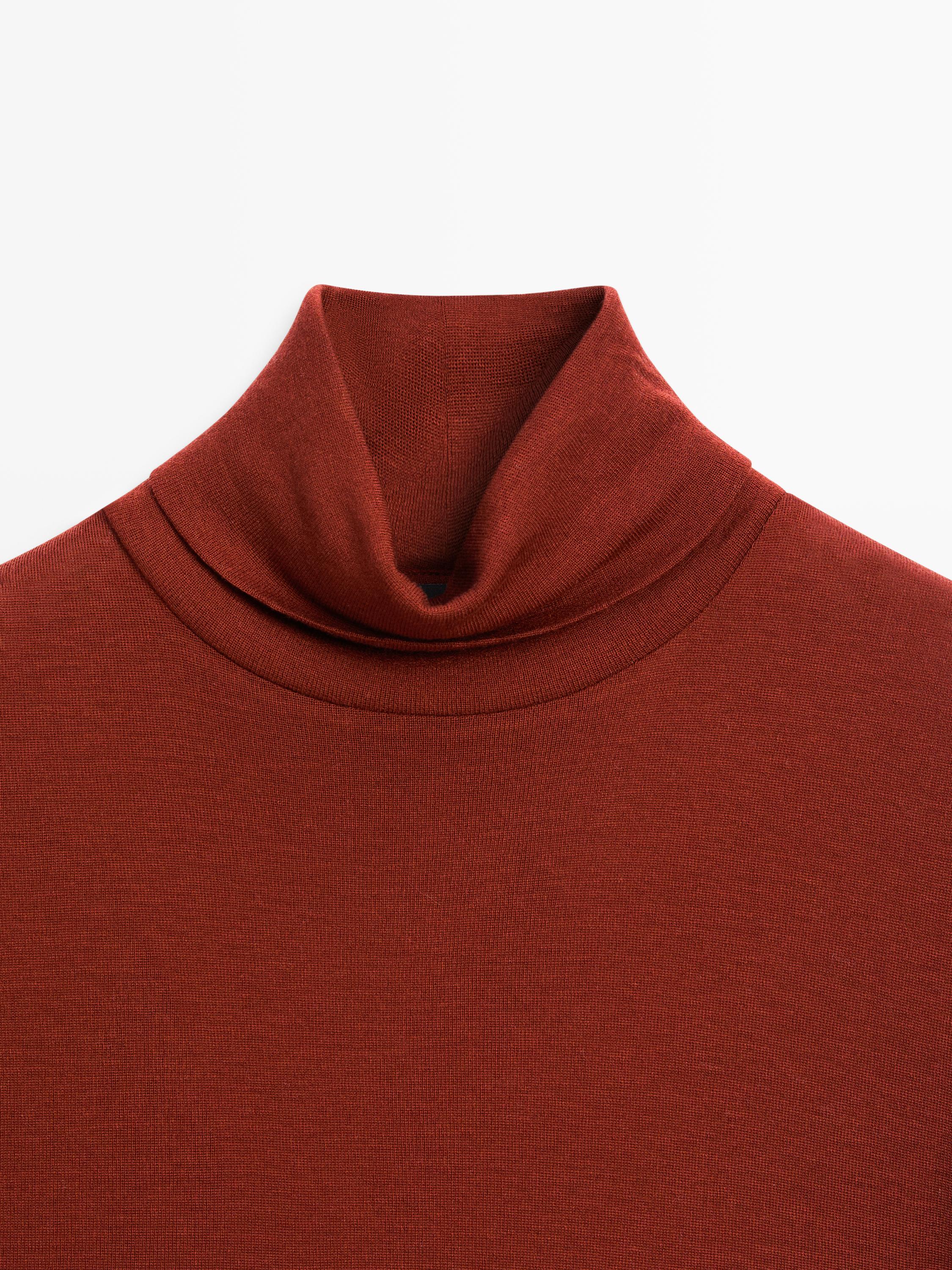 T-Shirt mit Rollkragen