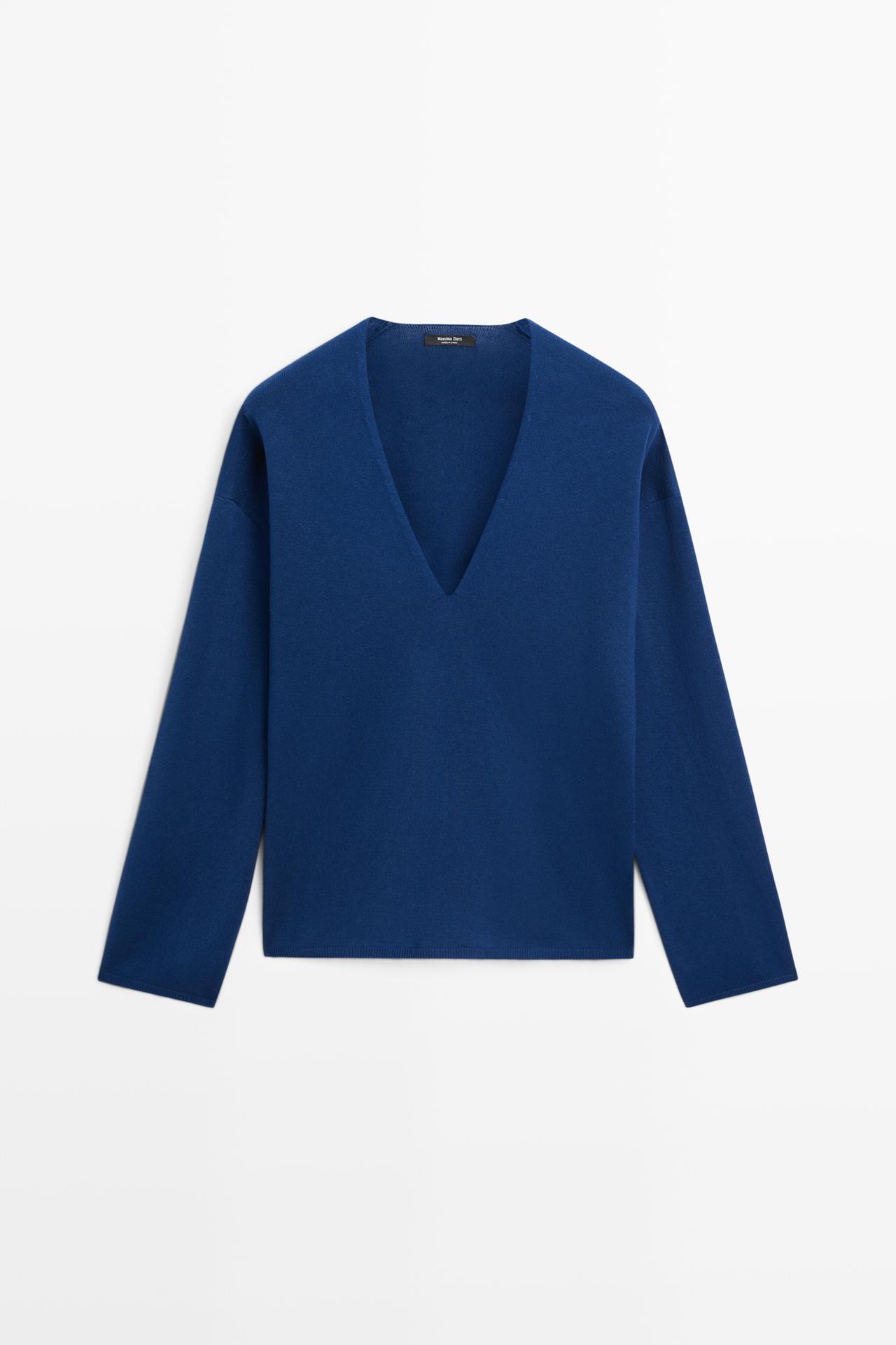 Striped V-neck knit sweater — NAVY BLUE