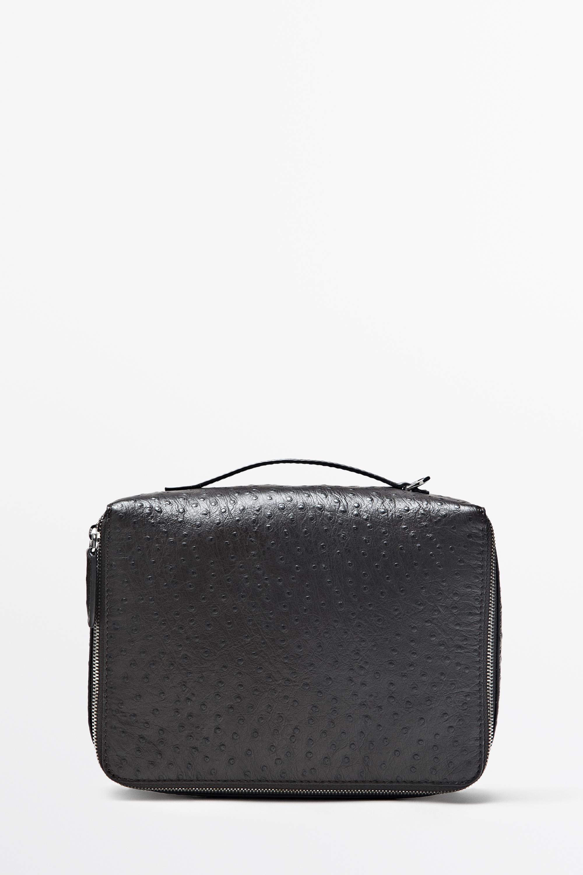 Textured nappa leather cube toiletry bag by Massimo Dutti