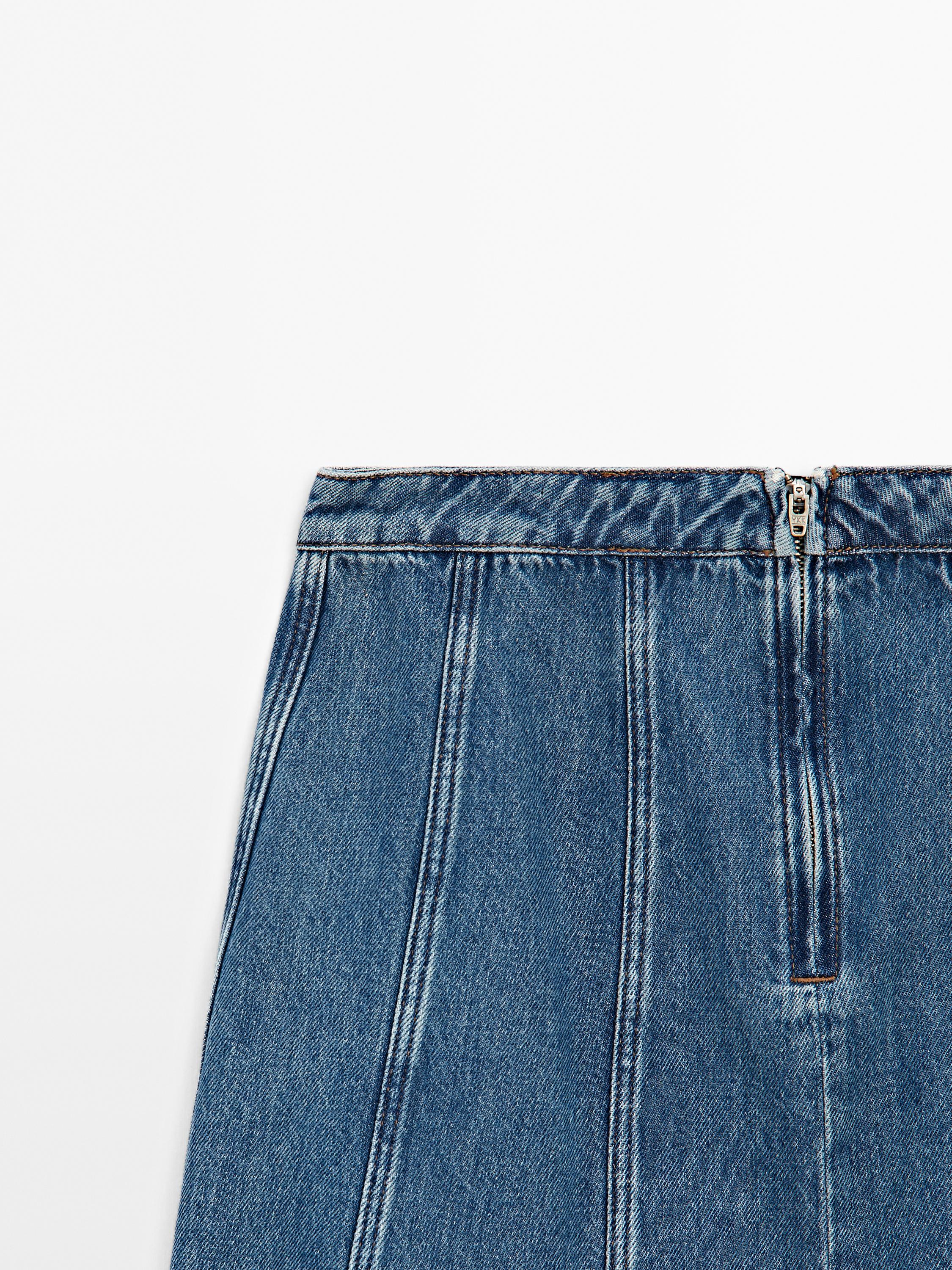 Short denim skirt with seam details