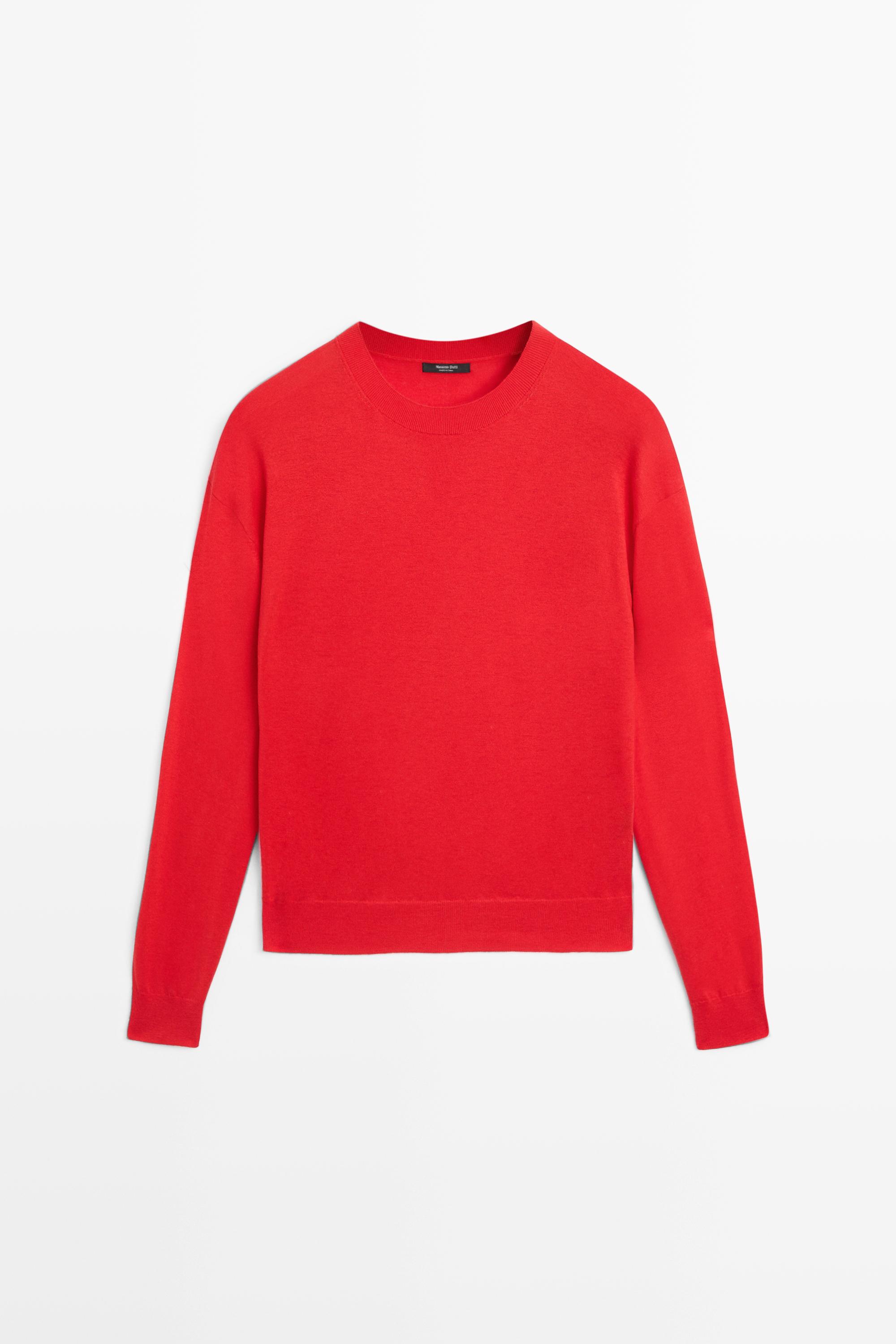 Fine knit round neck sweater — RED