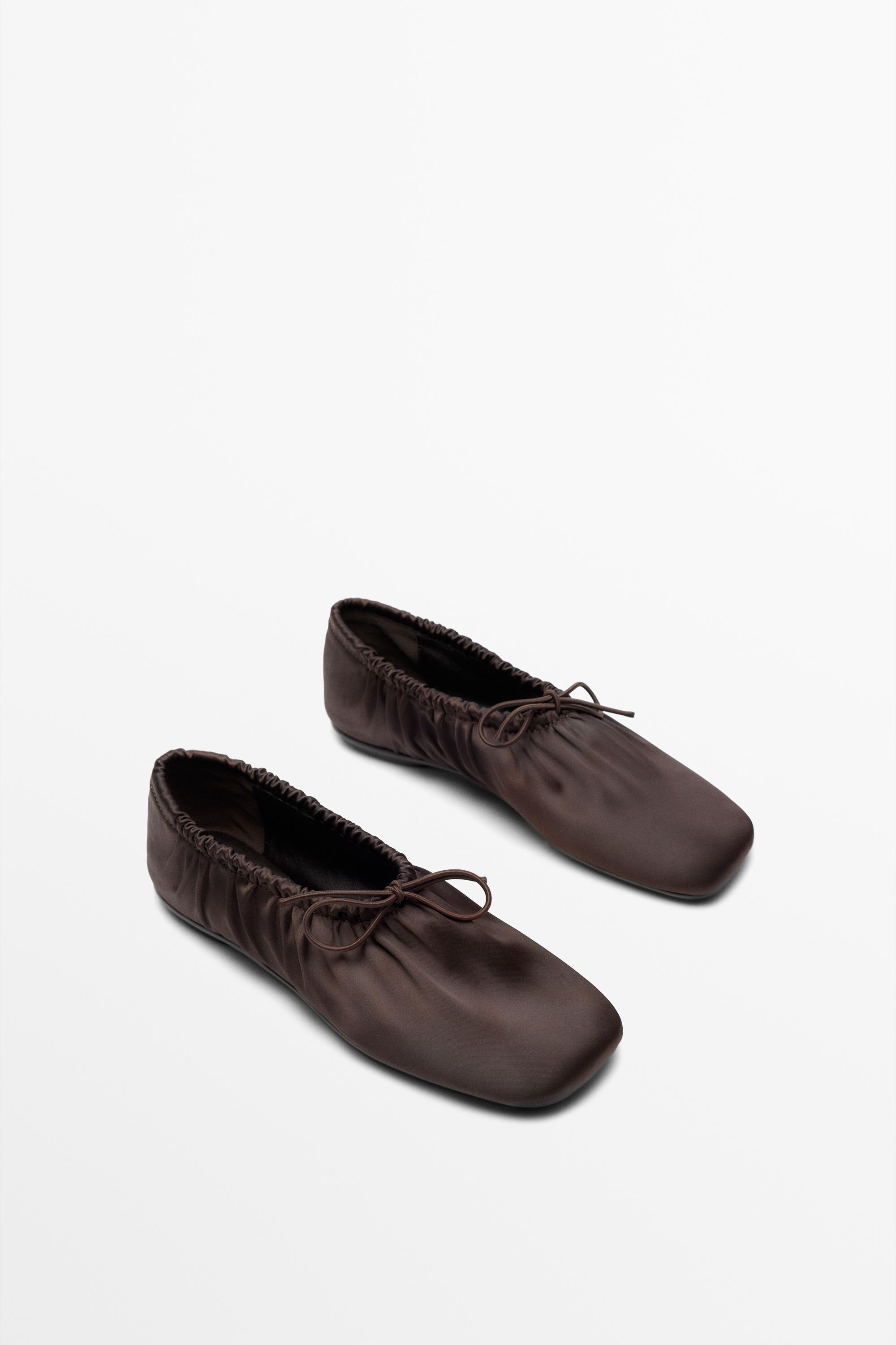 Ruched bow ballet flats