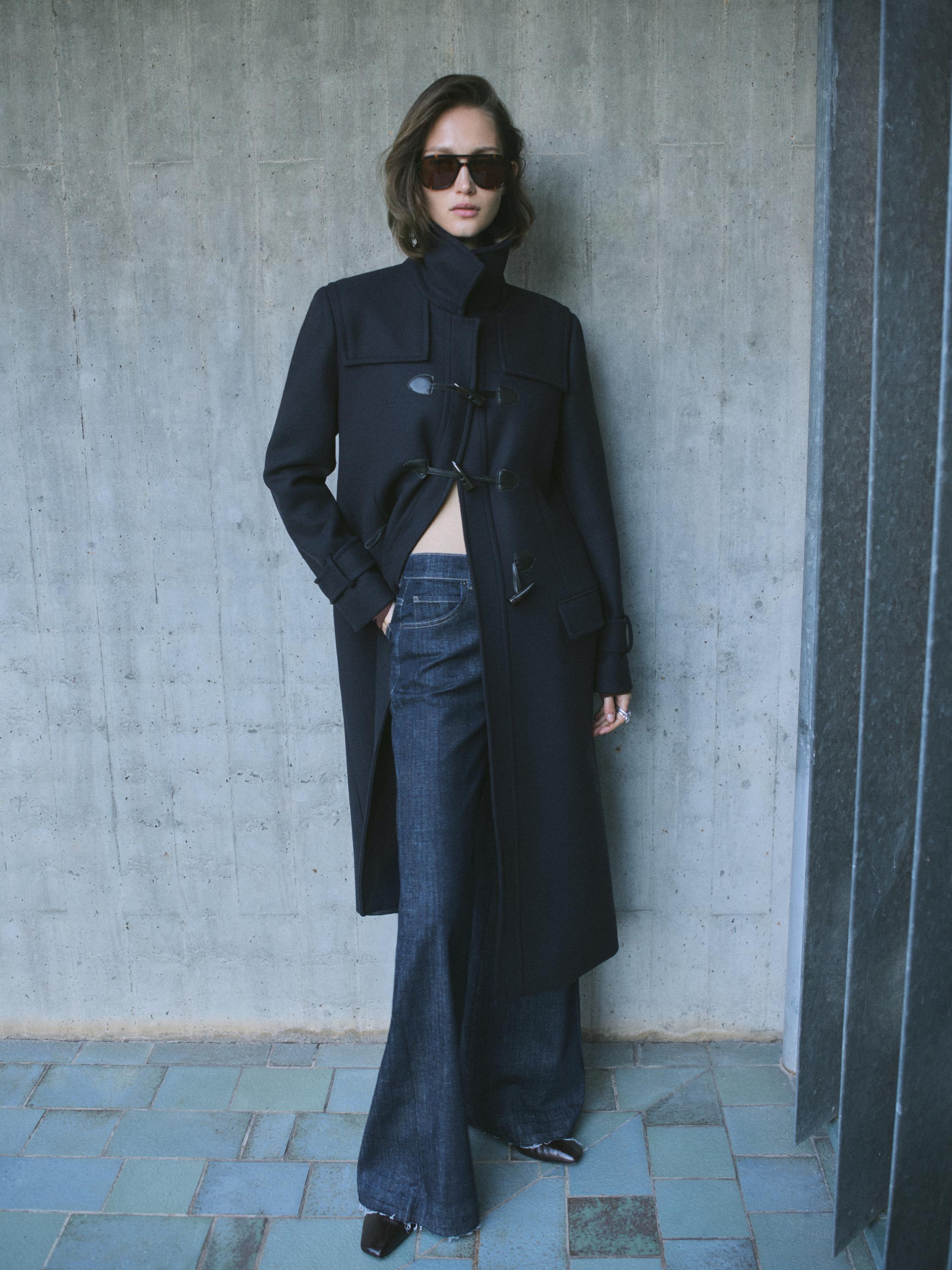 Flared high-waist jeans — DARK BLUE