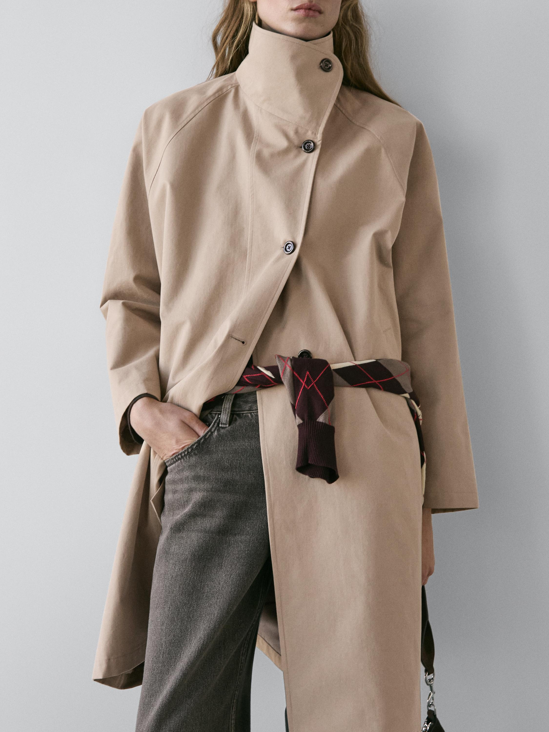 Long trench coat with side fastening, 100% cotton
