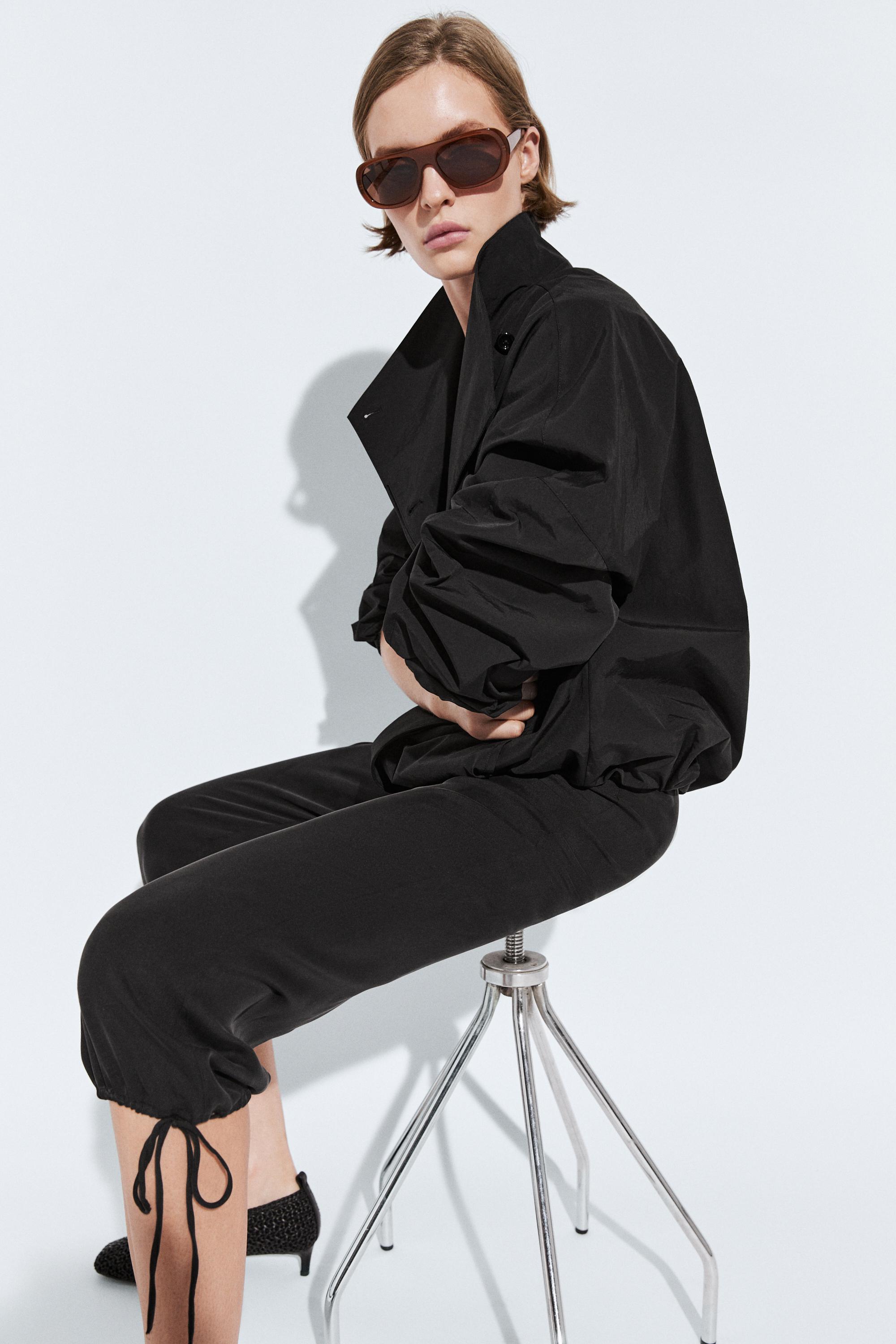 Silk blend tie-hem capri pants — BLACK