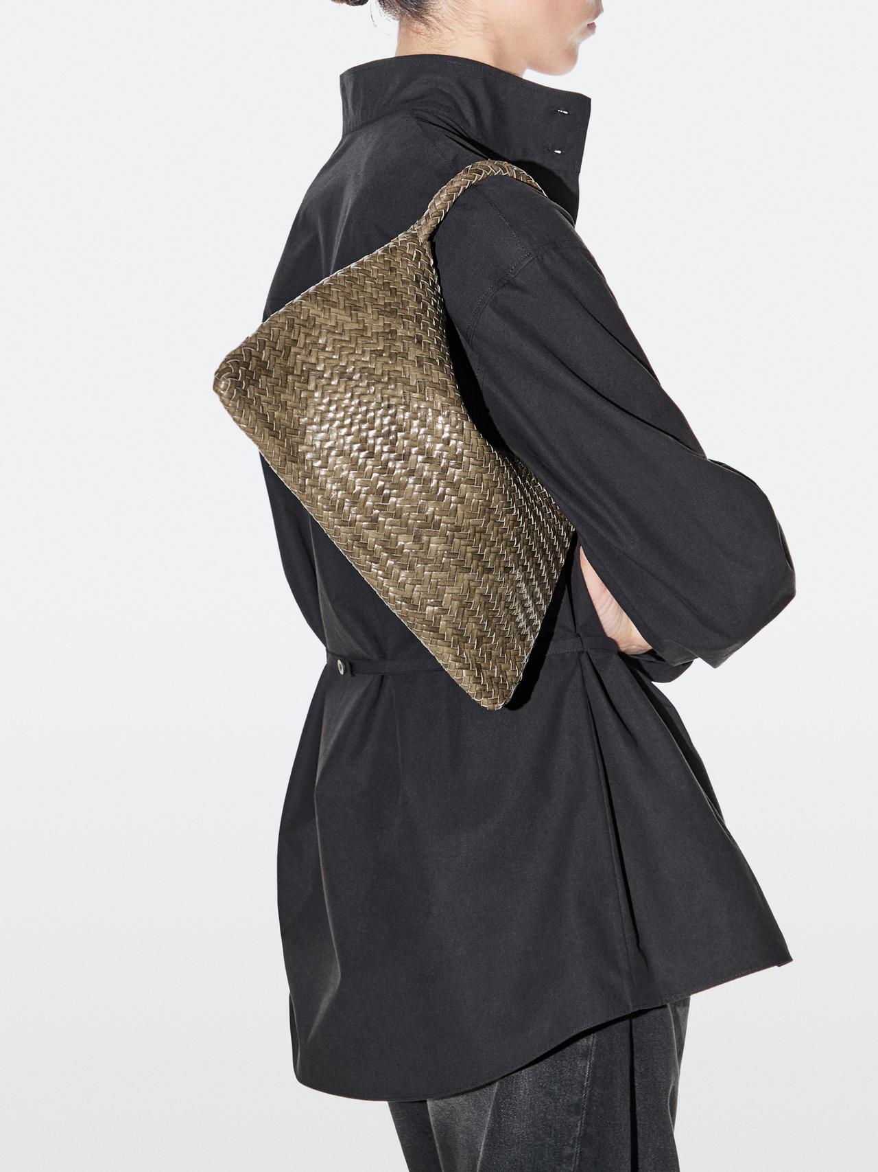 Small braided leather shoulder bag — KHAKI