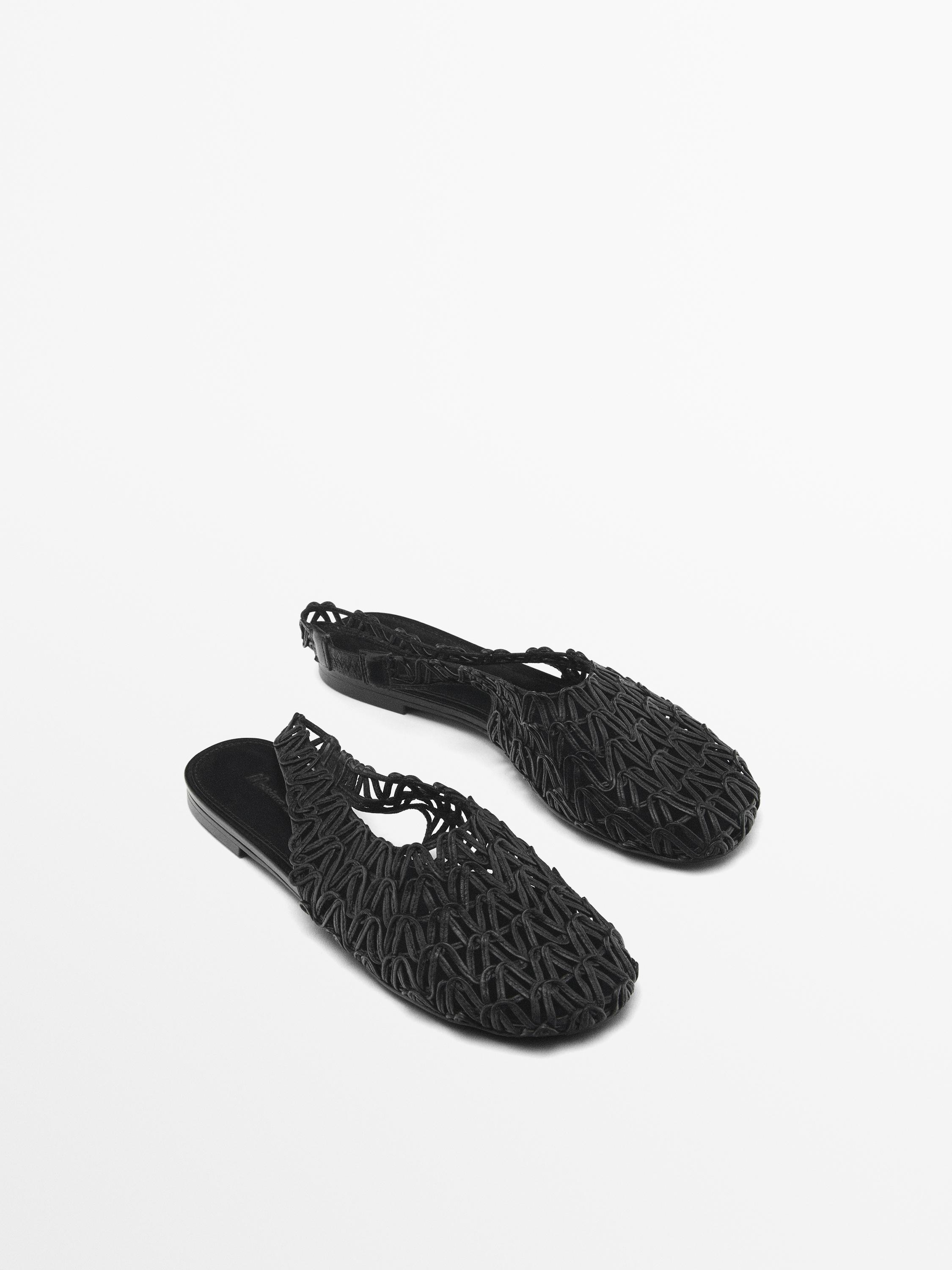 Woven slingback shoes