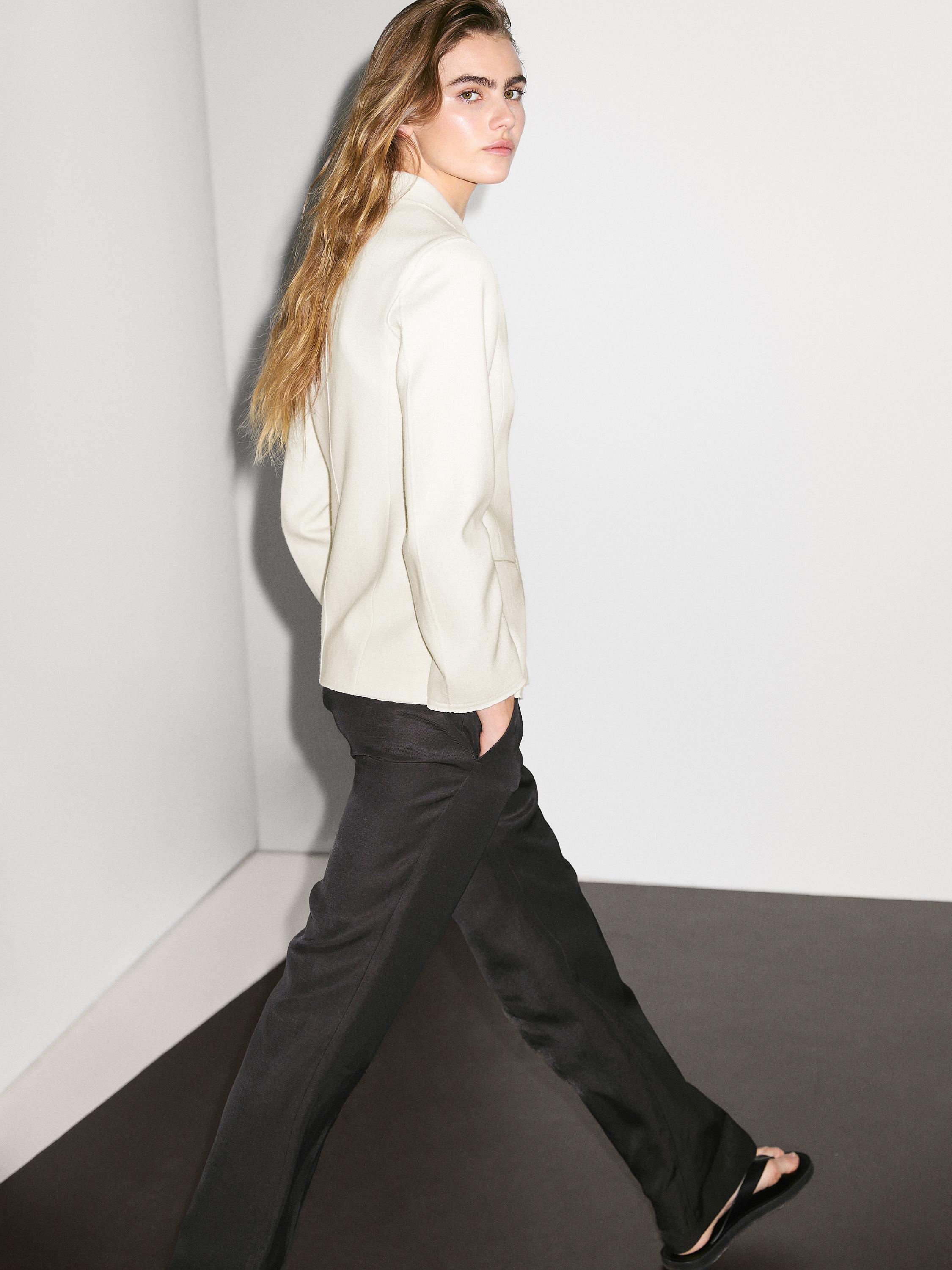 Fine wool blend blazer