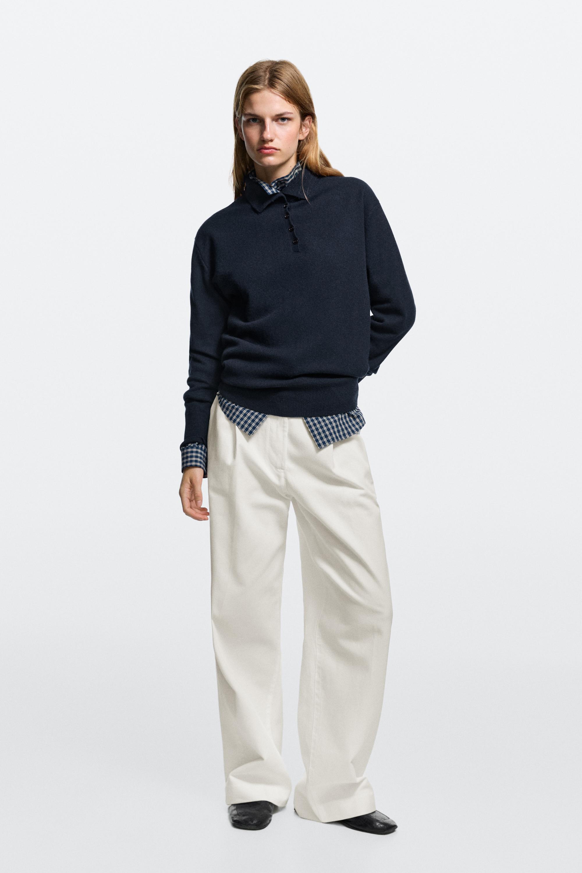 Low-rise wide-leg pleated pants