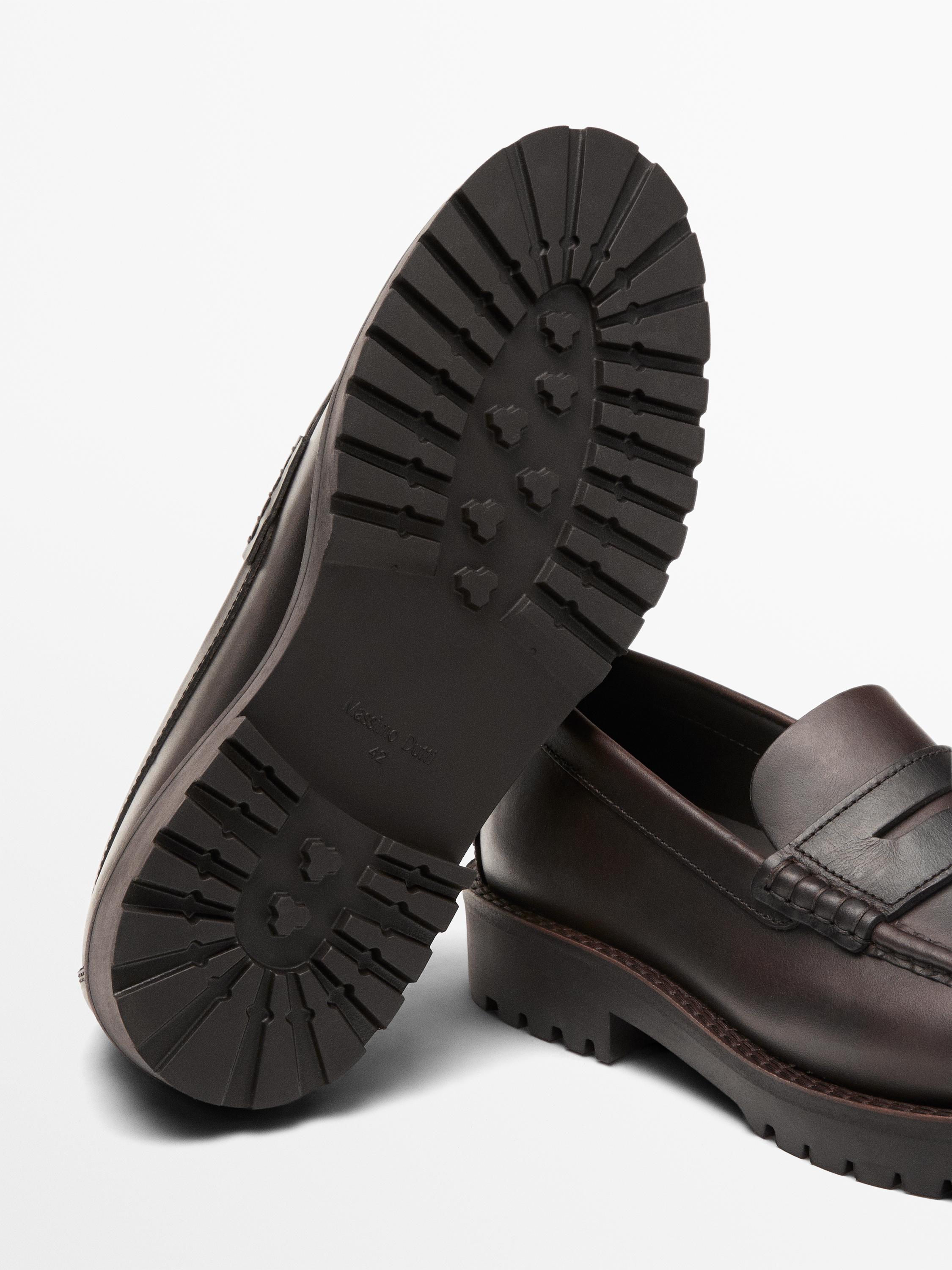 Moc toe loafers with track sole — BROWN
