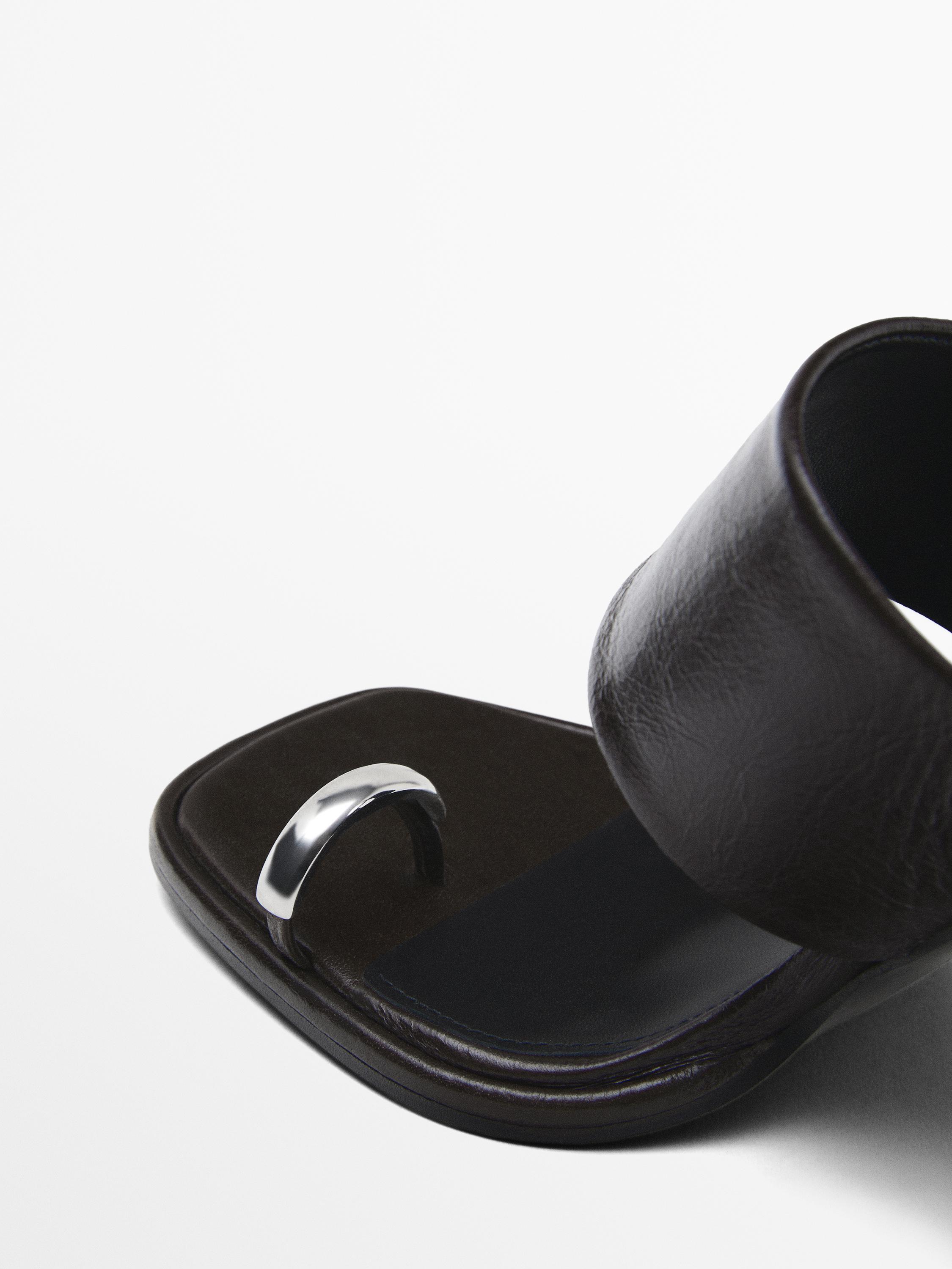 High-heel sandals with ring detail
