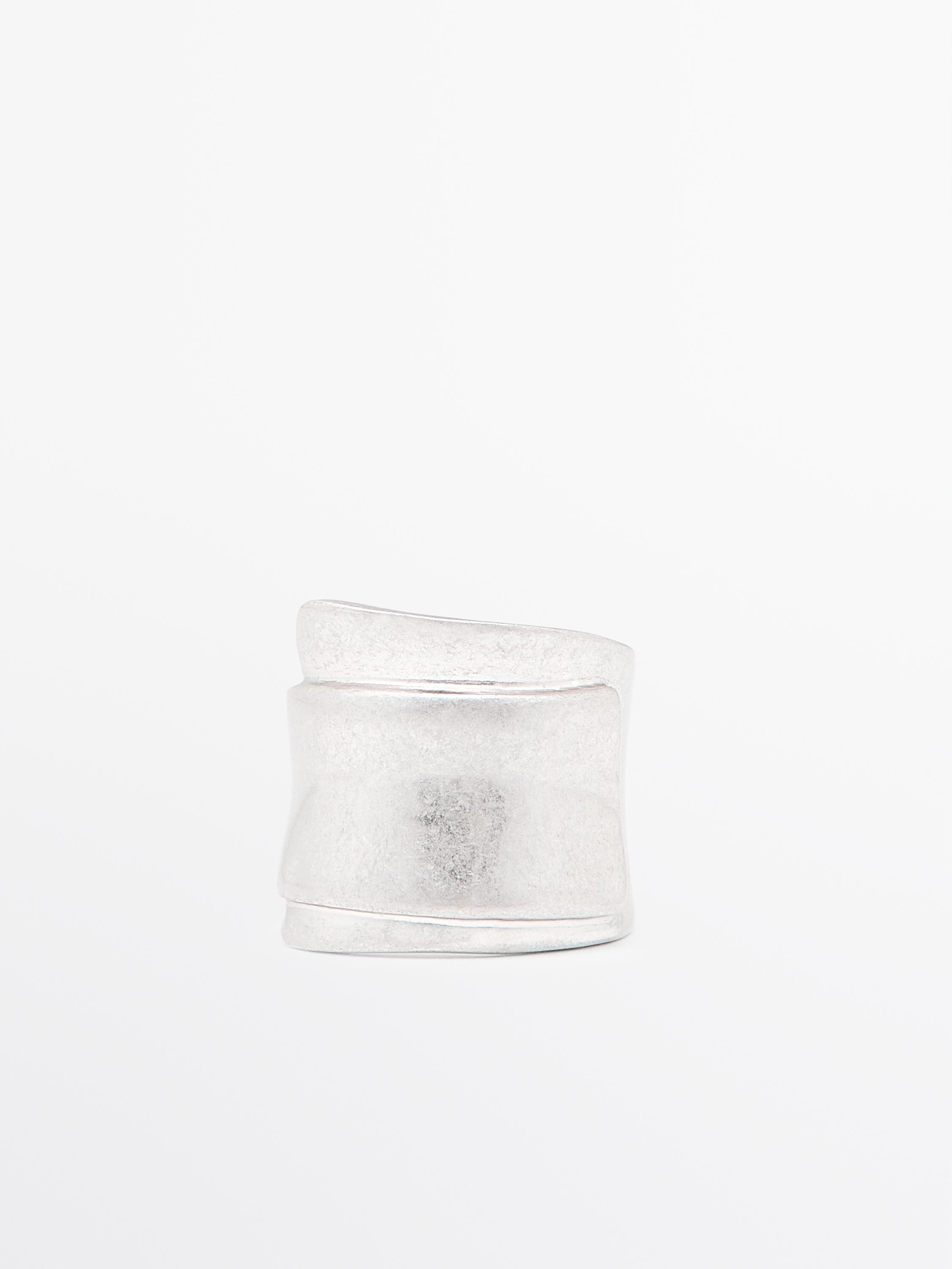 Anello metallico