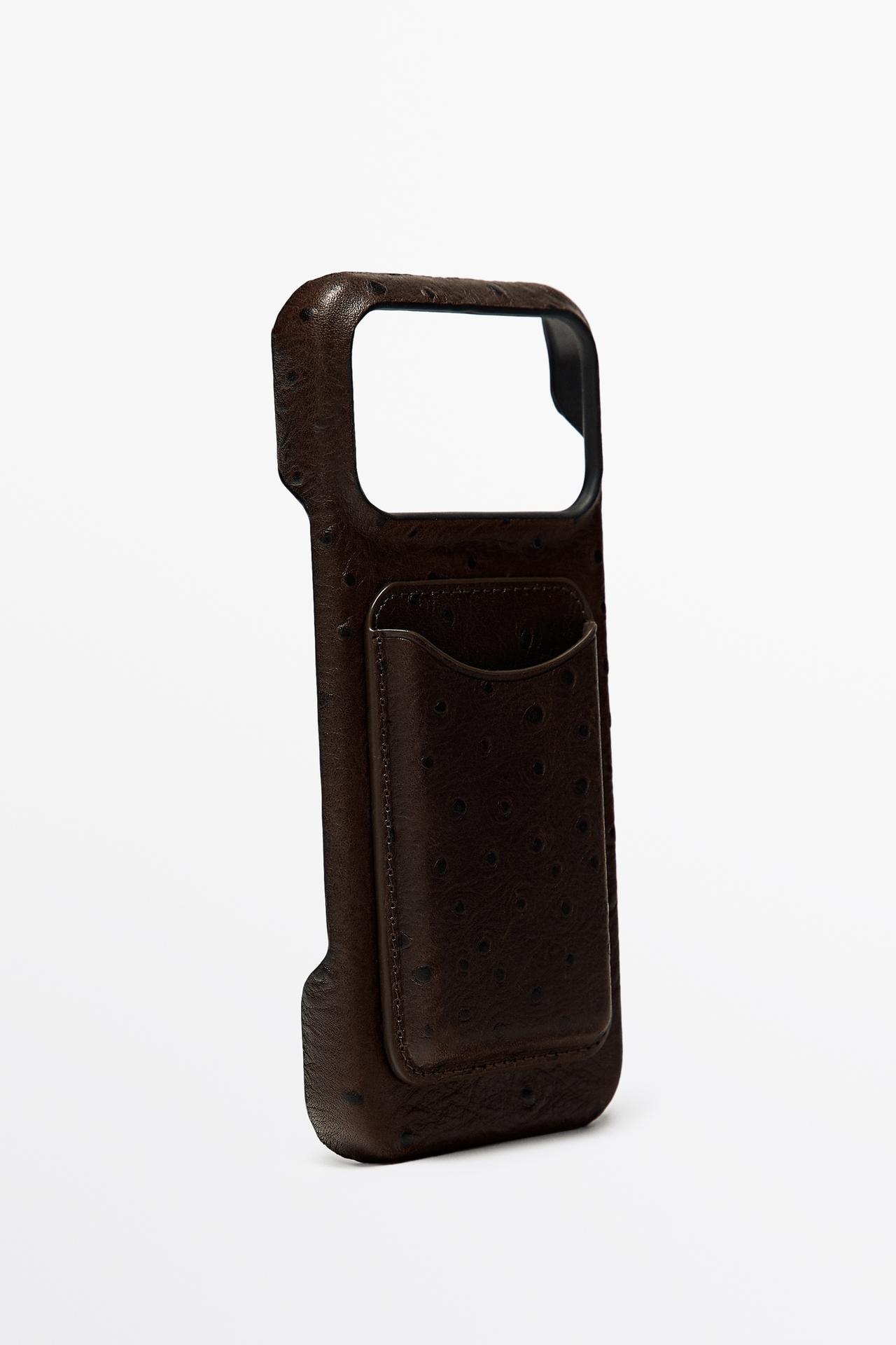 Textured Nappa leather iPhone 17 Pro Max case — Chocolate