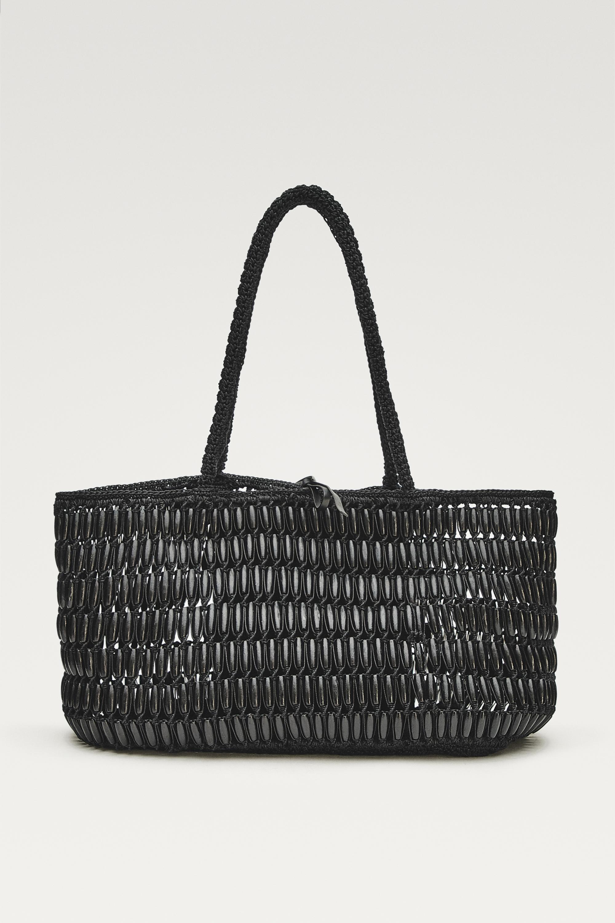 Tote bag with wooden details — BLACK