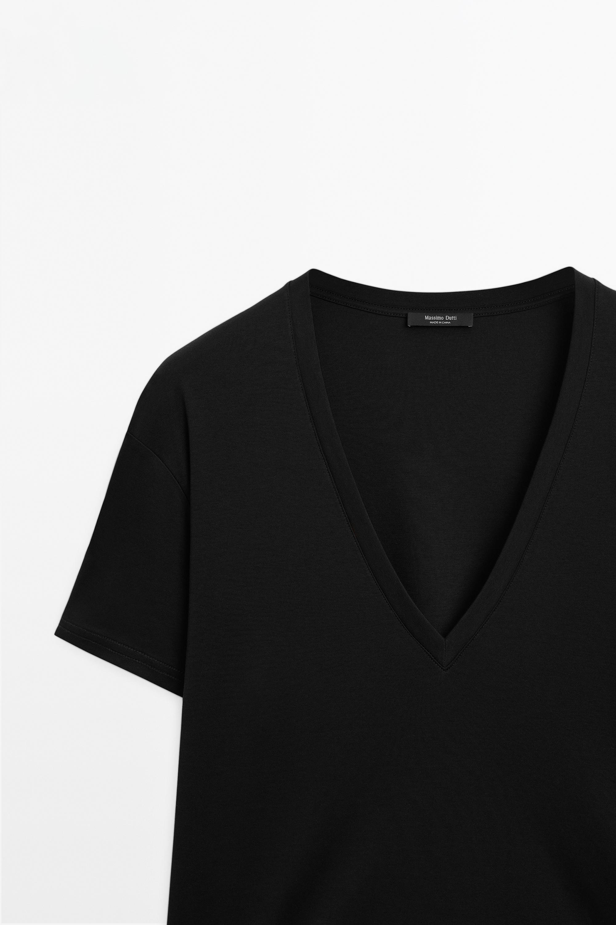 Flowing V-neck T-shirt — BLACK