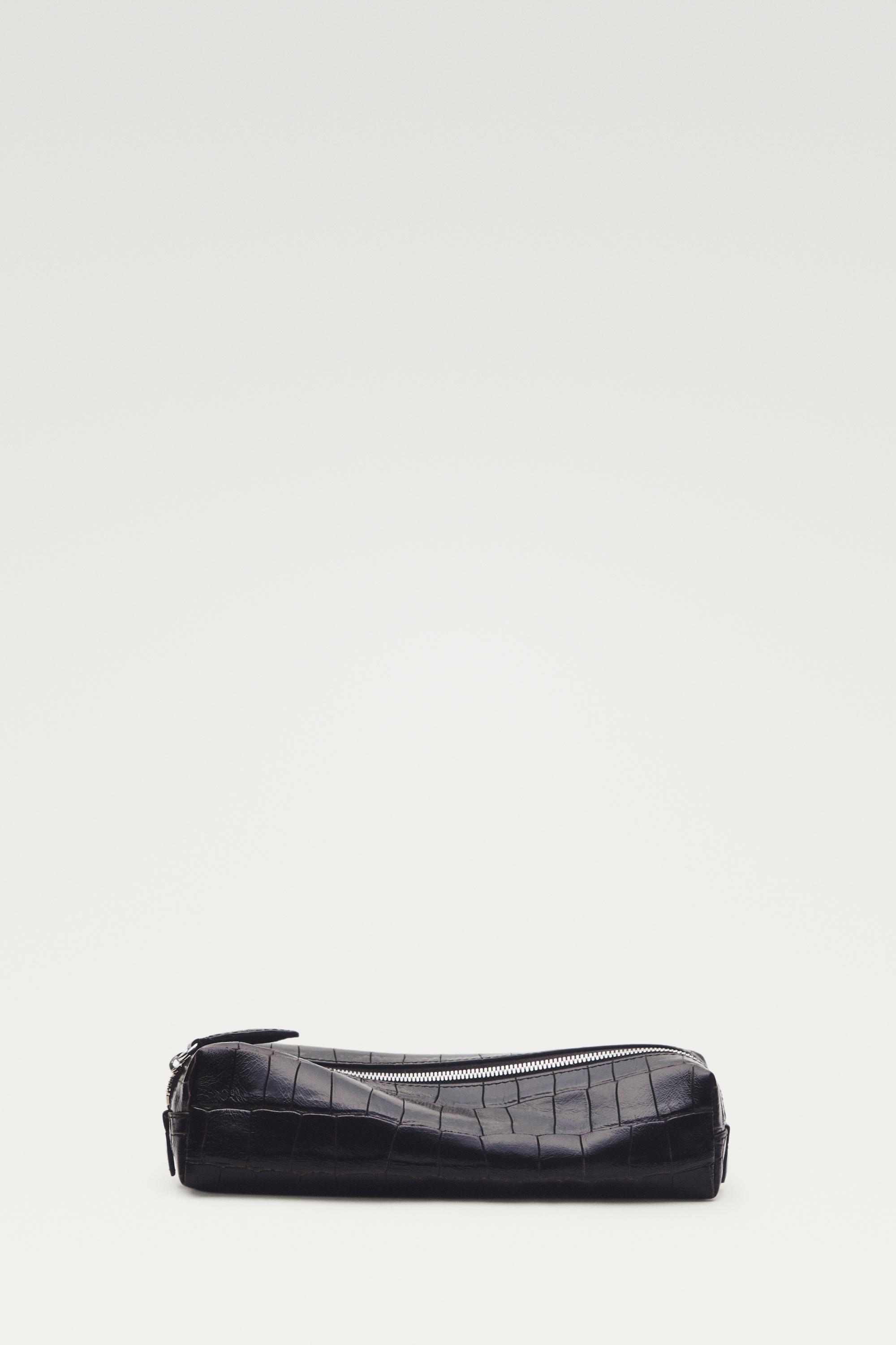 Textured leather case