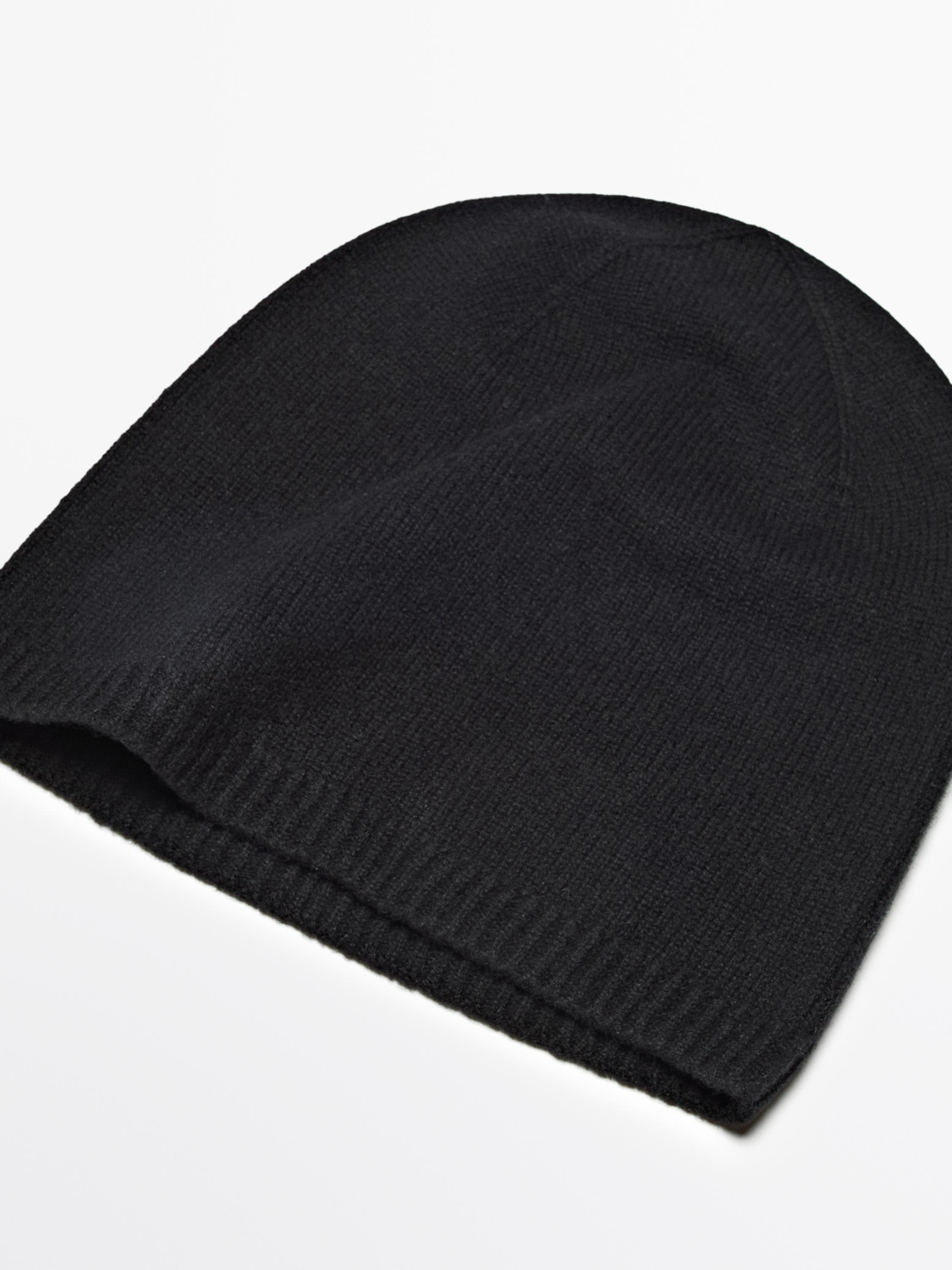 Шапка бини из тонкого трикотажа