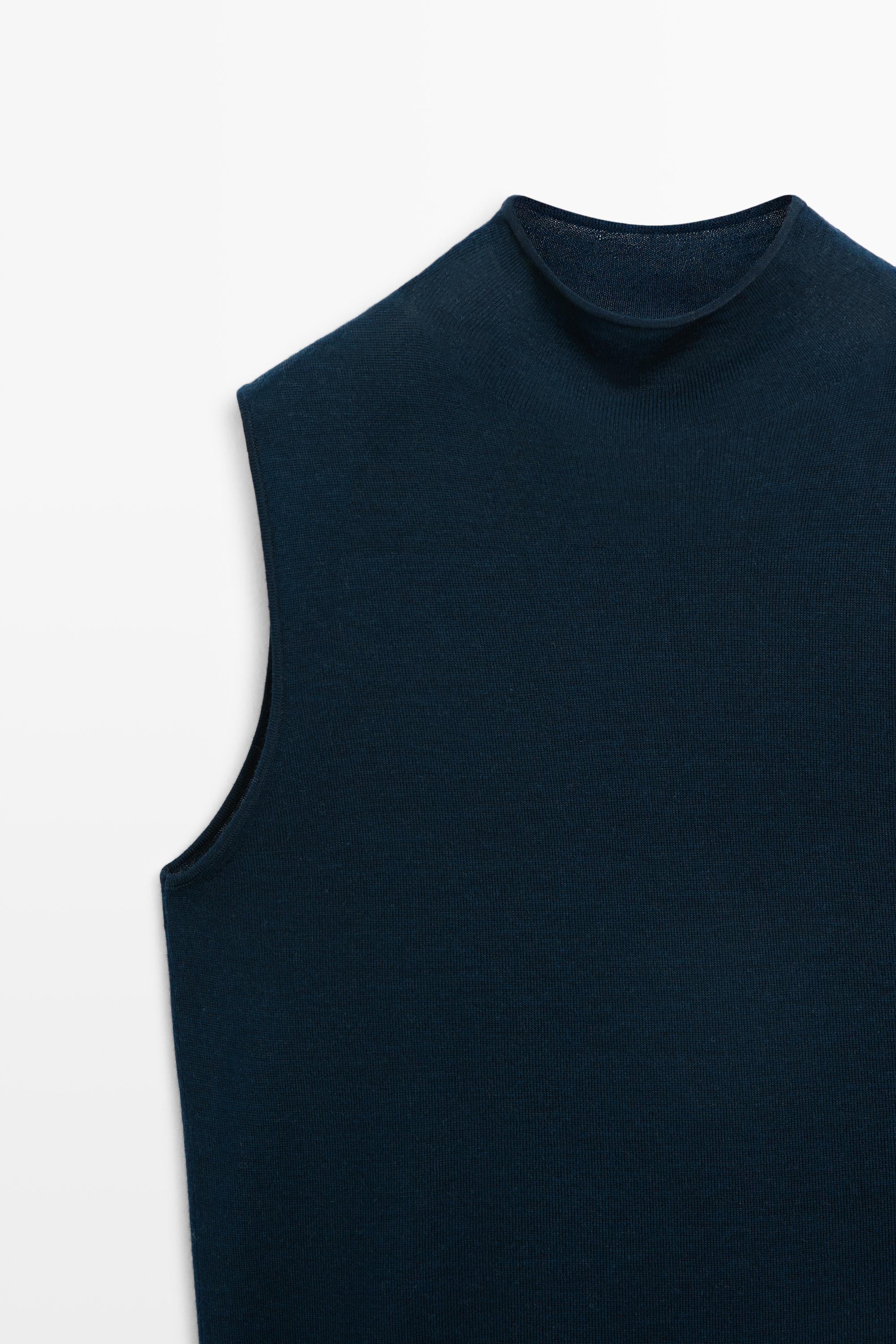 100% wool mock turtleneck knit top — BLUE