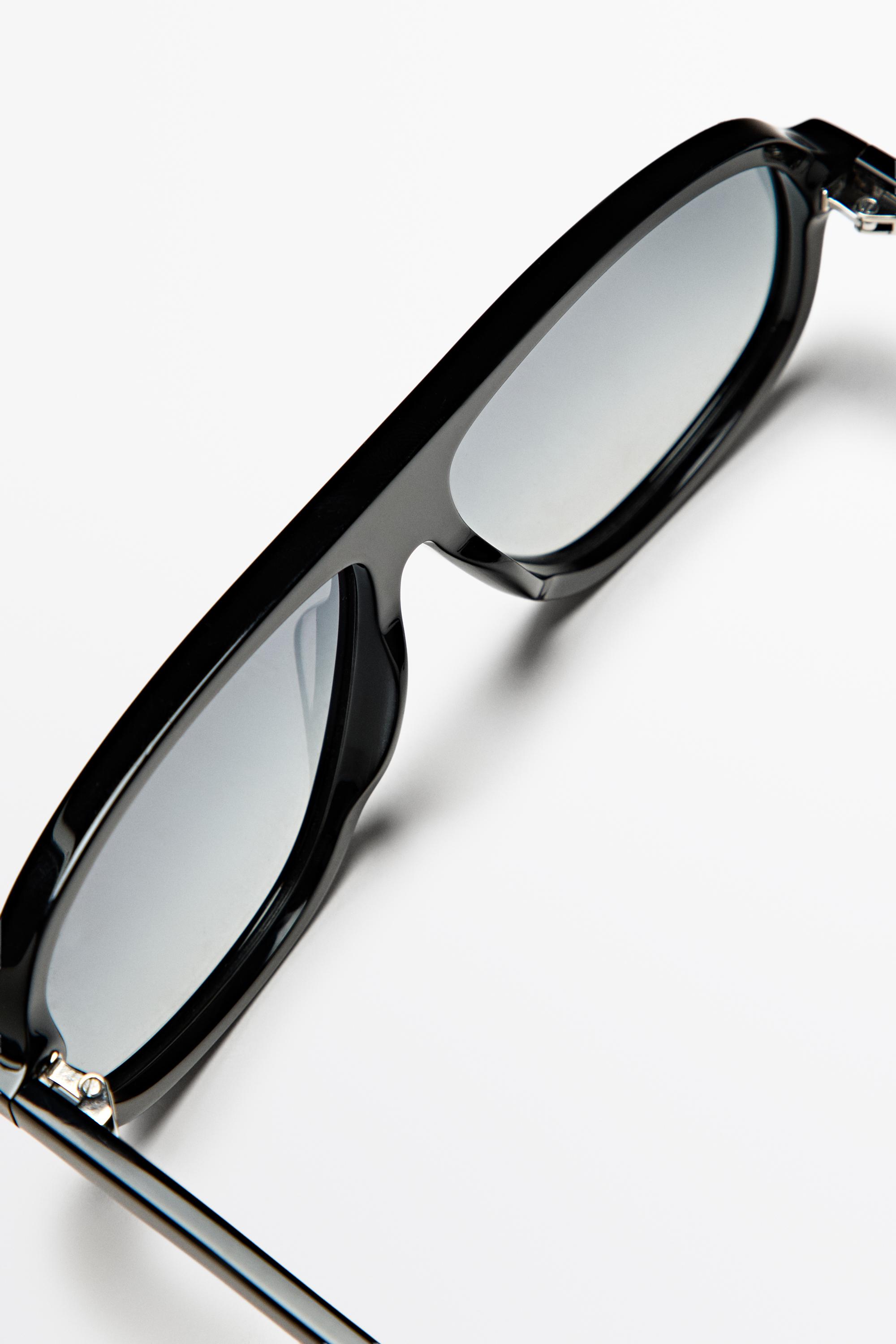 Aviator sunglasses — BLACK