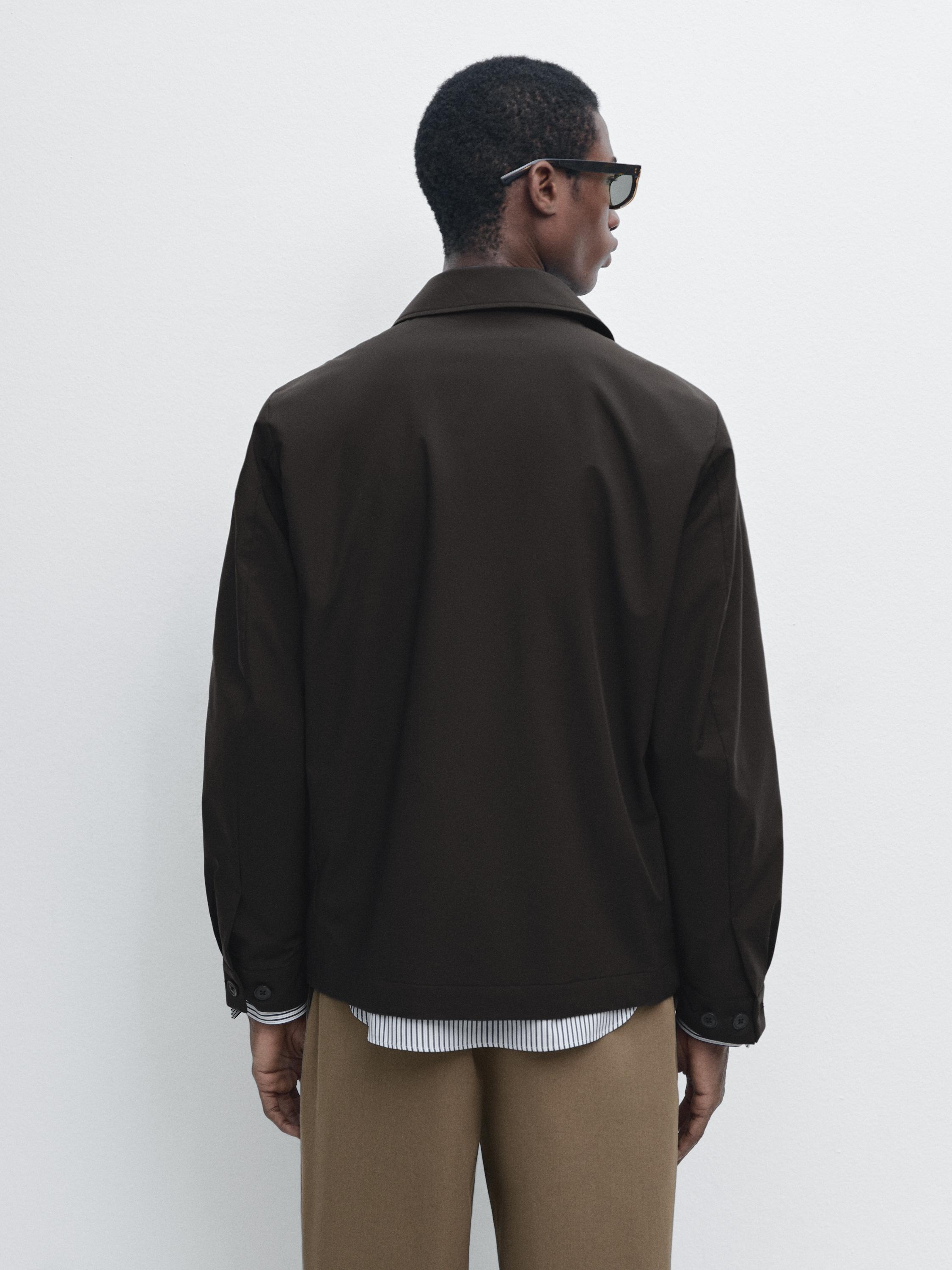 Short jacket with pocket details — Chocolate