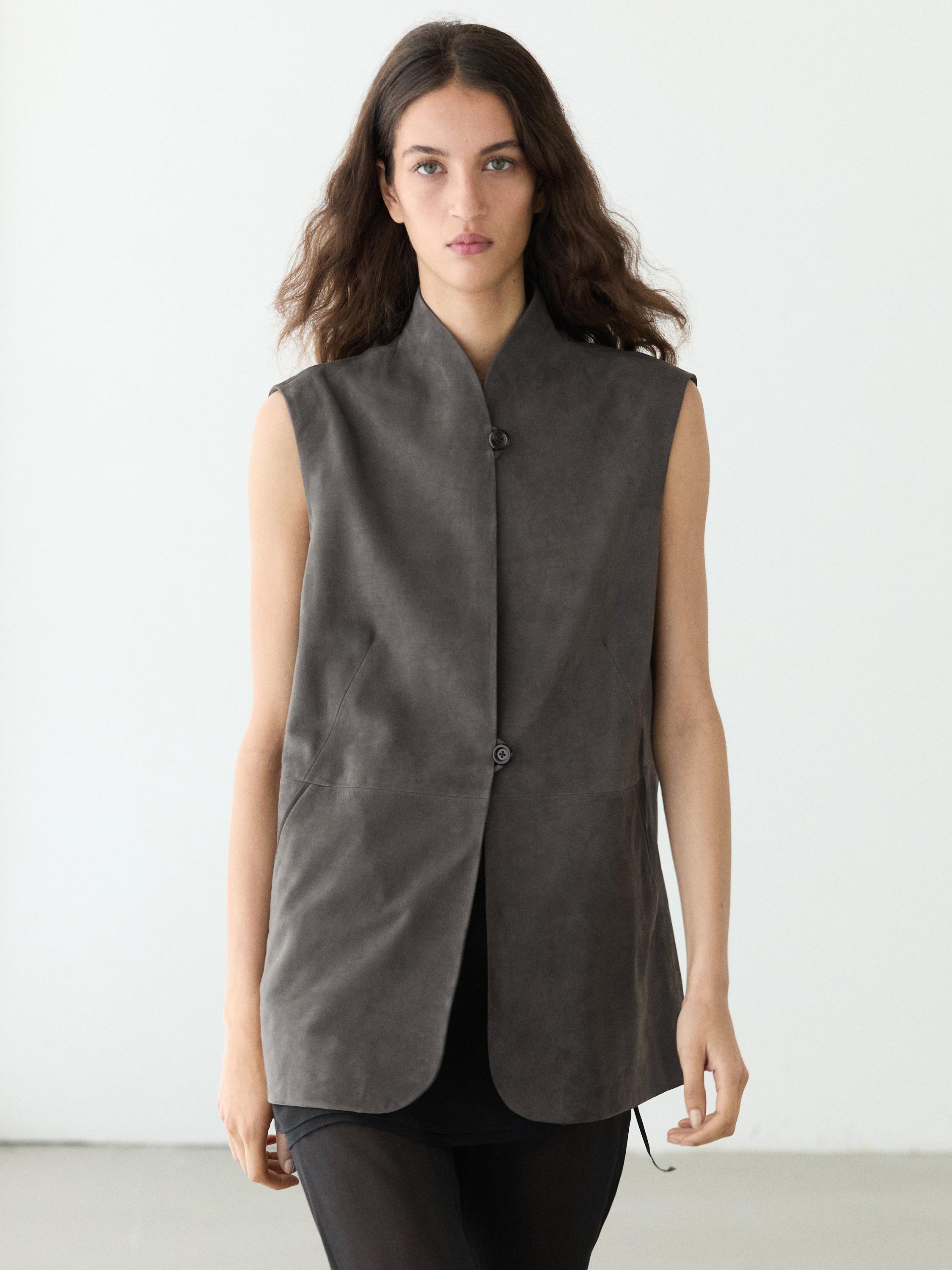 Leather waistcoat with velvety finish — MOLE BROWN