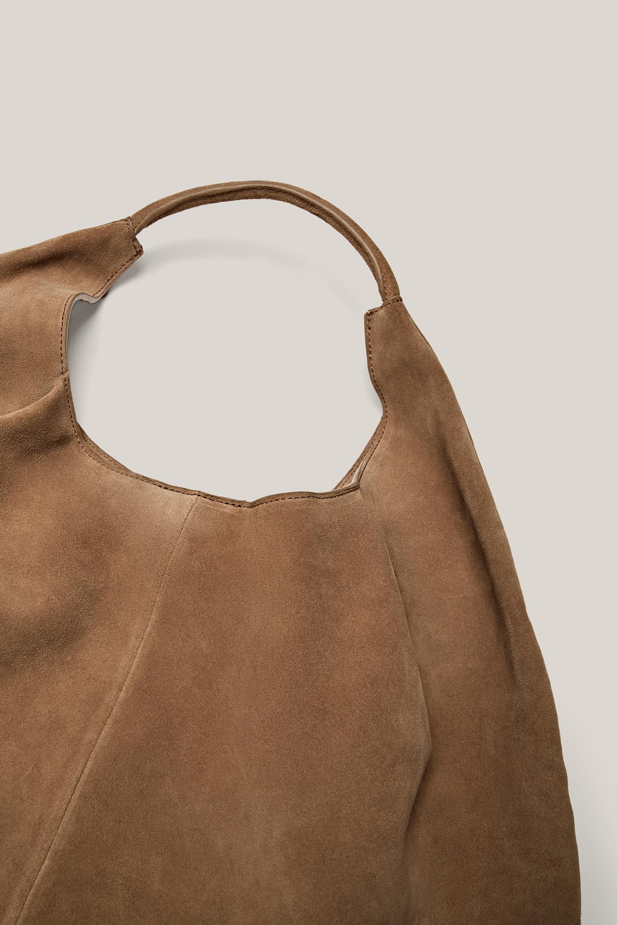 Split leather maxi shopper bag - LIMITED EDITION — SAND