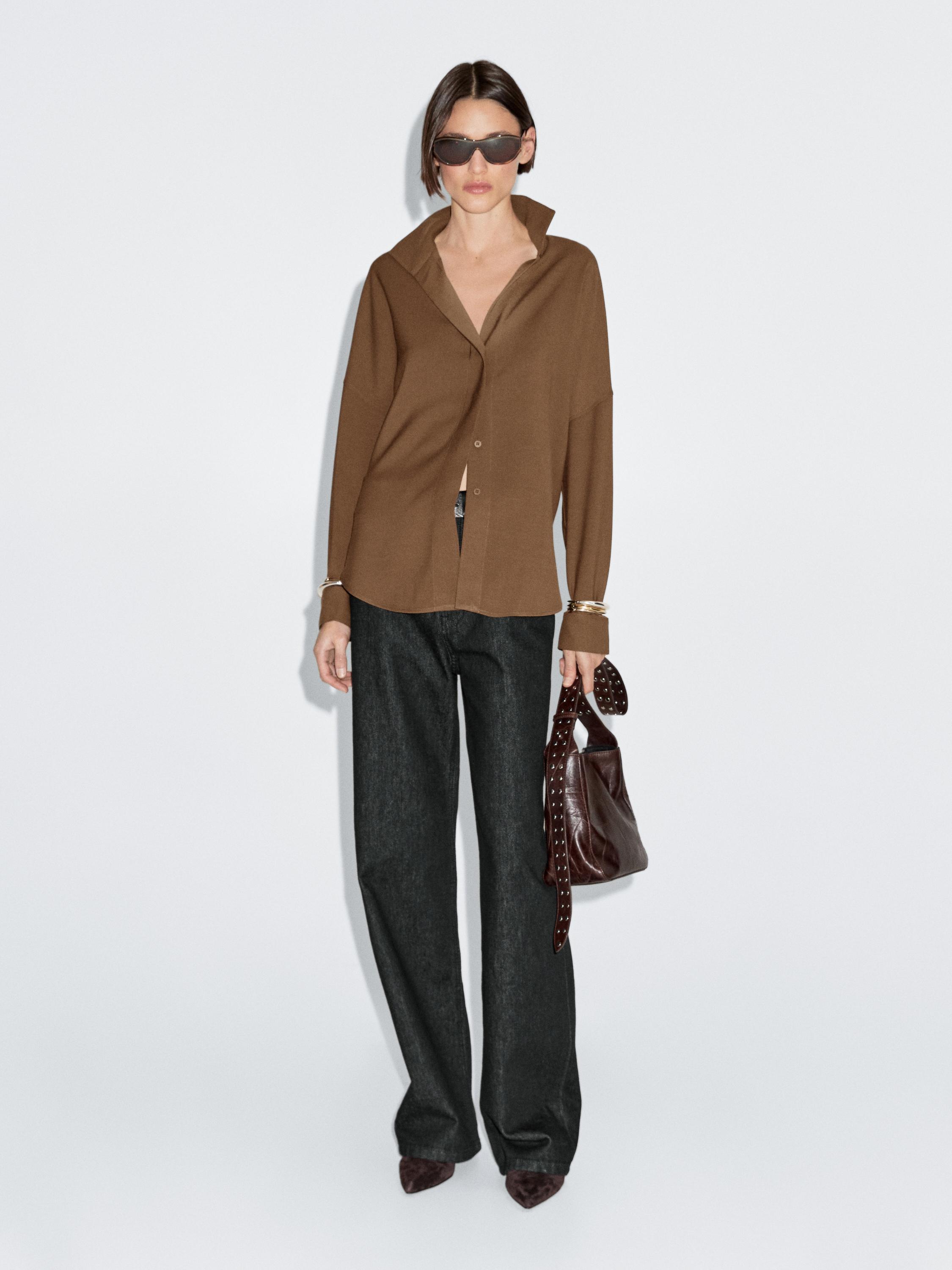 Floaty shirt with concealed buttons