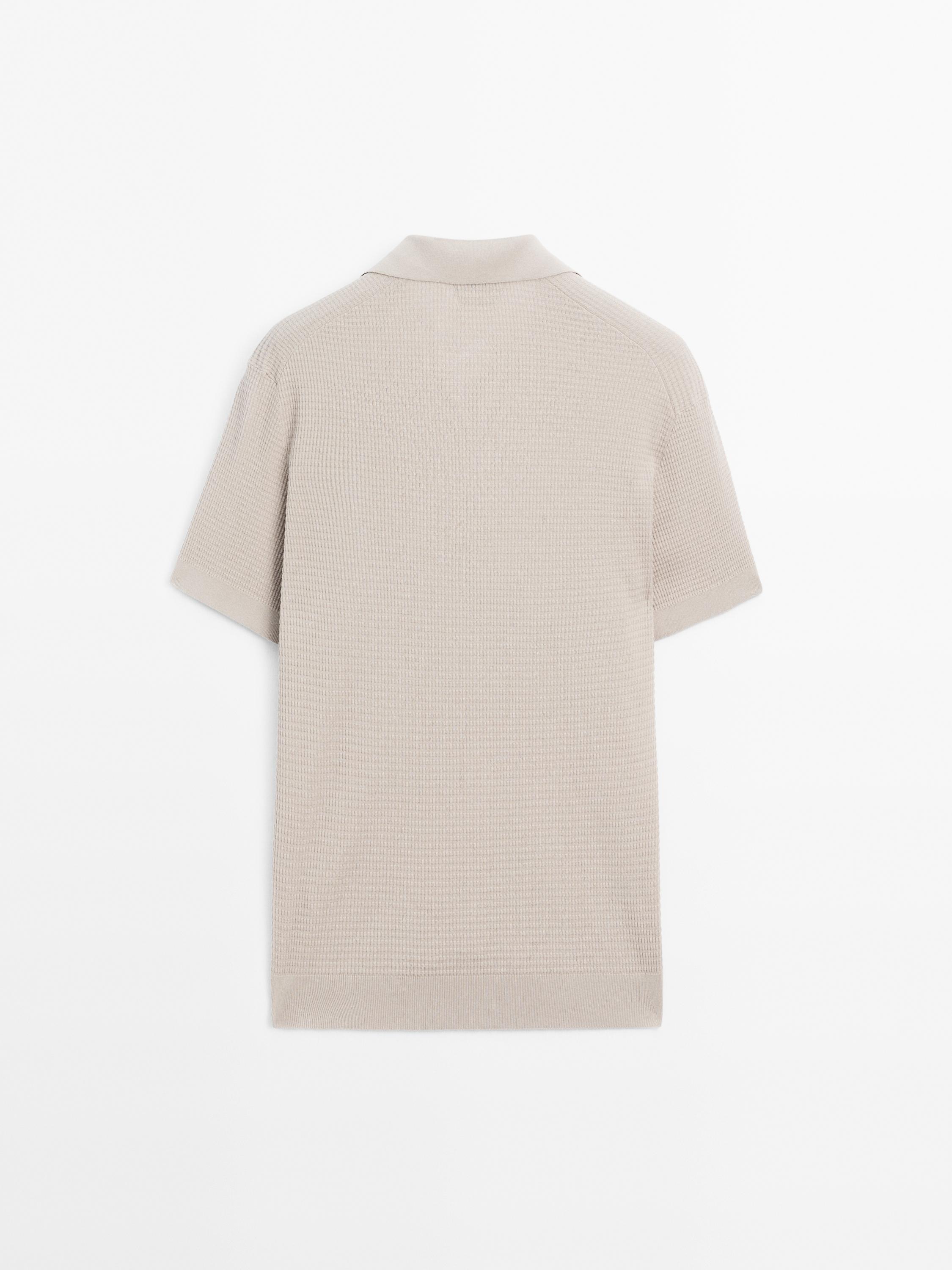 Short sleeve V-neck polo sweater