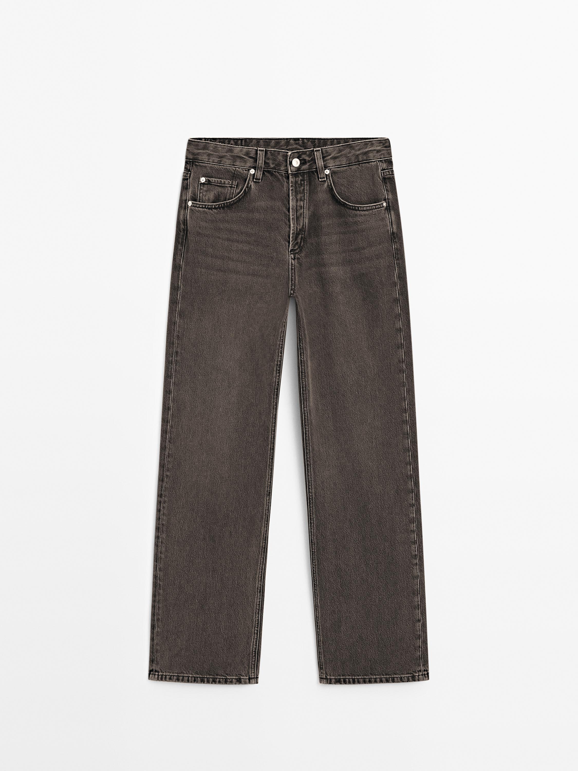 Mid-waist wide-leg jeans