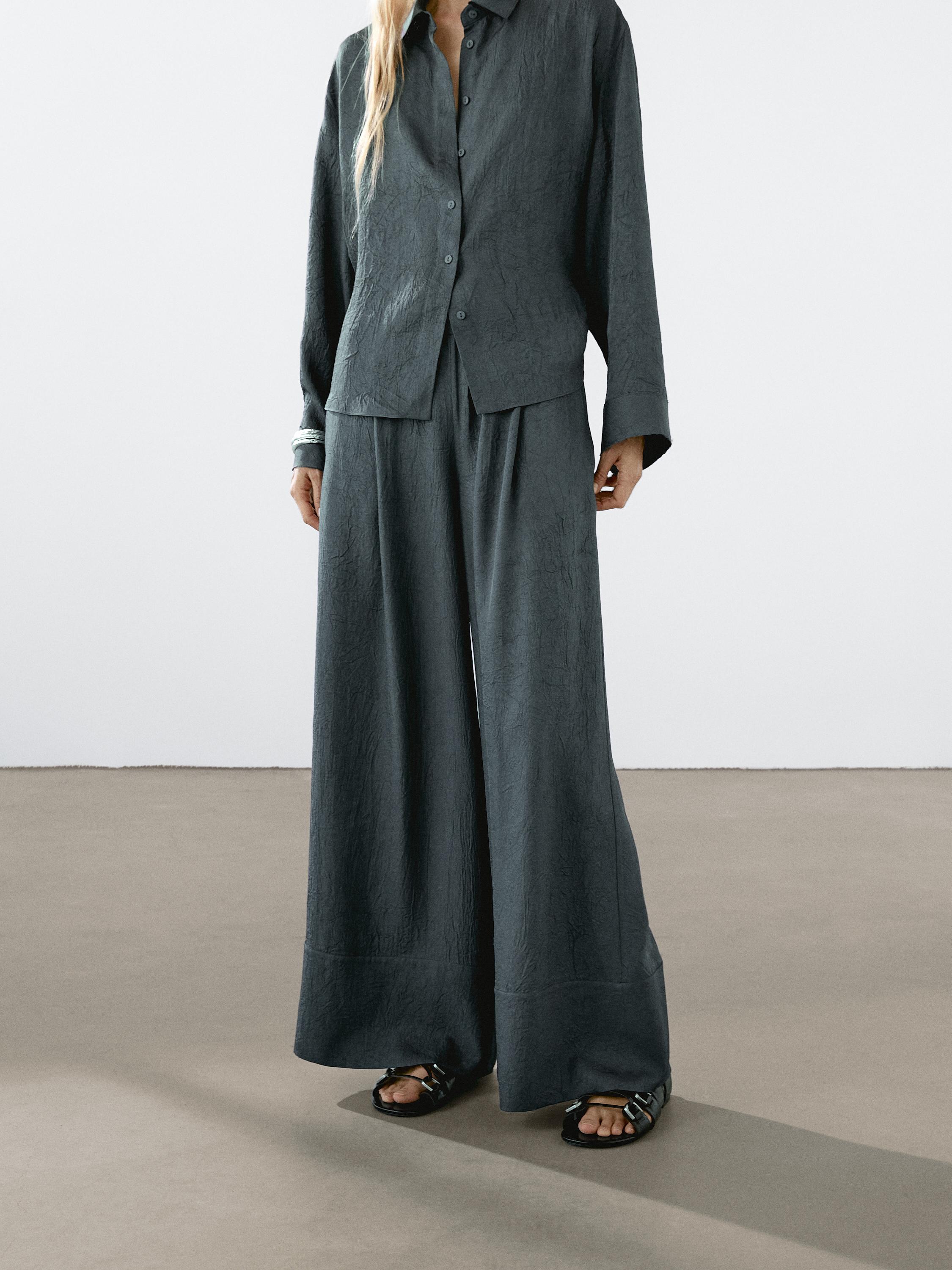 بنطلون فضفاض بمظهر مجعد