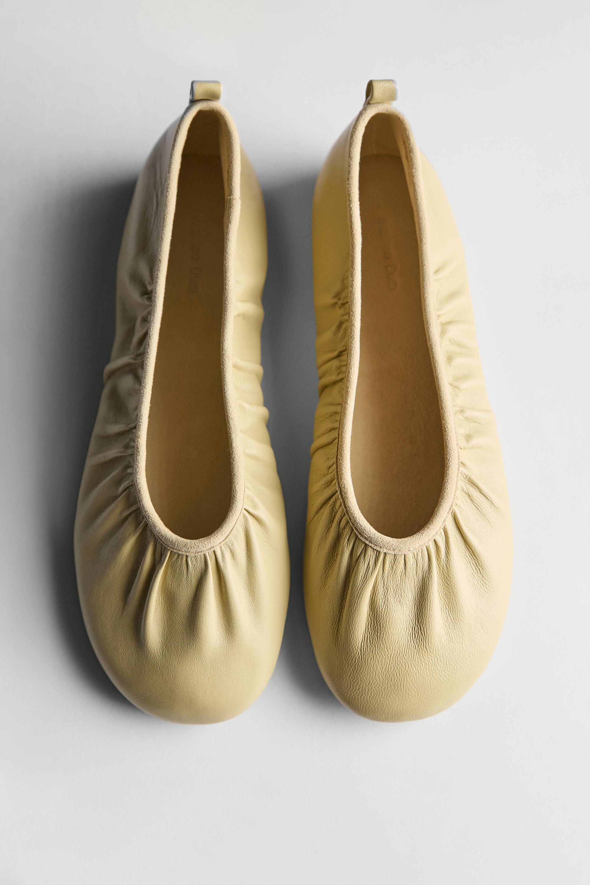 Soft leather ballet flats with gathered detail — BEIGE