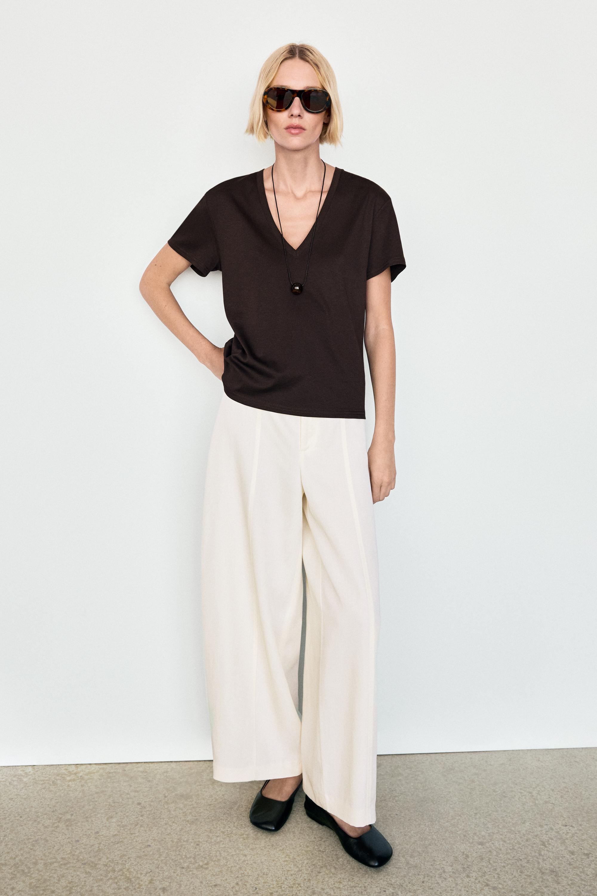Flowing V-neck T-shirt — BROWN