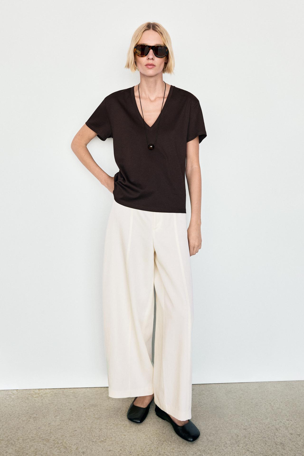 Flowing V-neck T-shirt — BROWN
