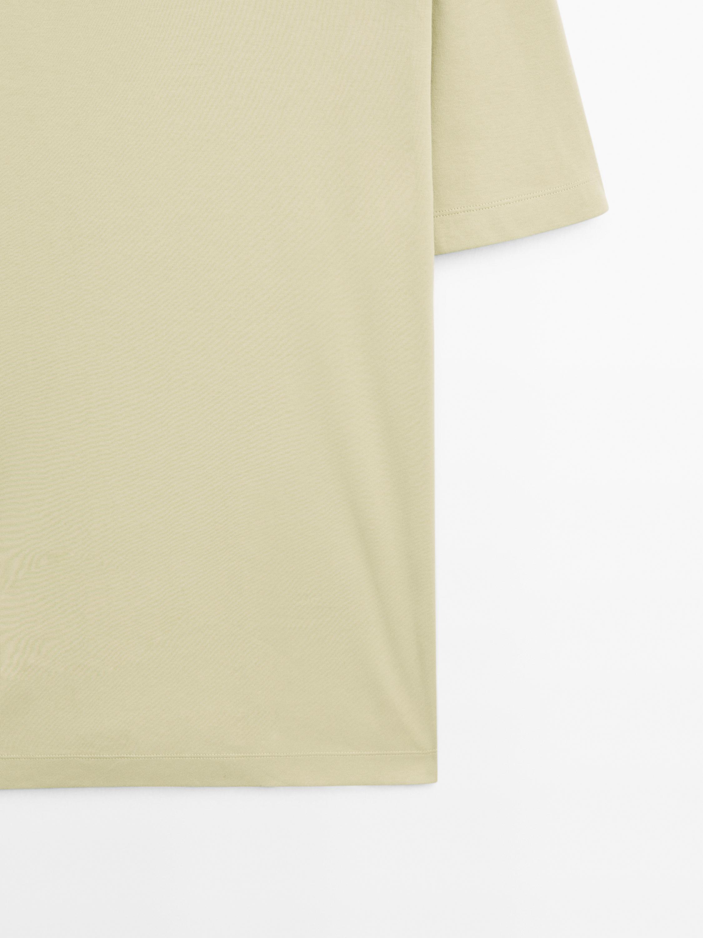100% cotton medium weight T-shirt