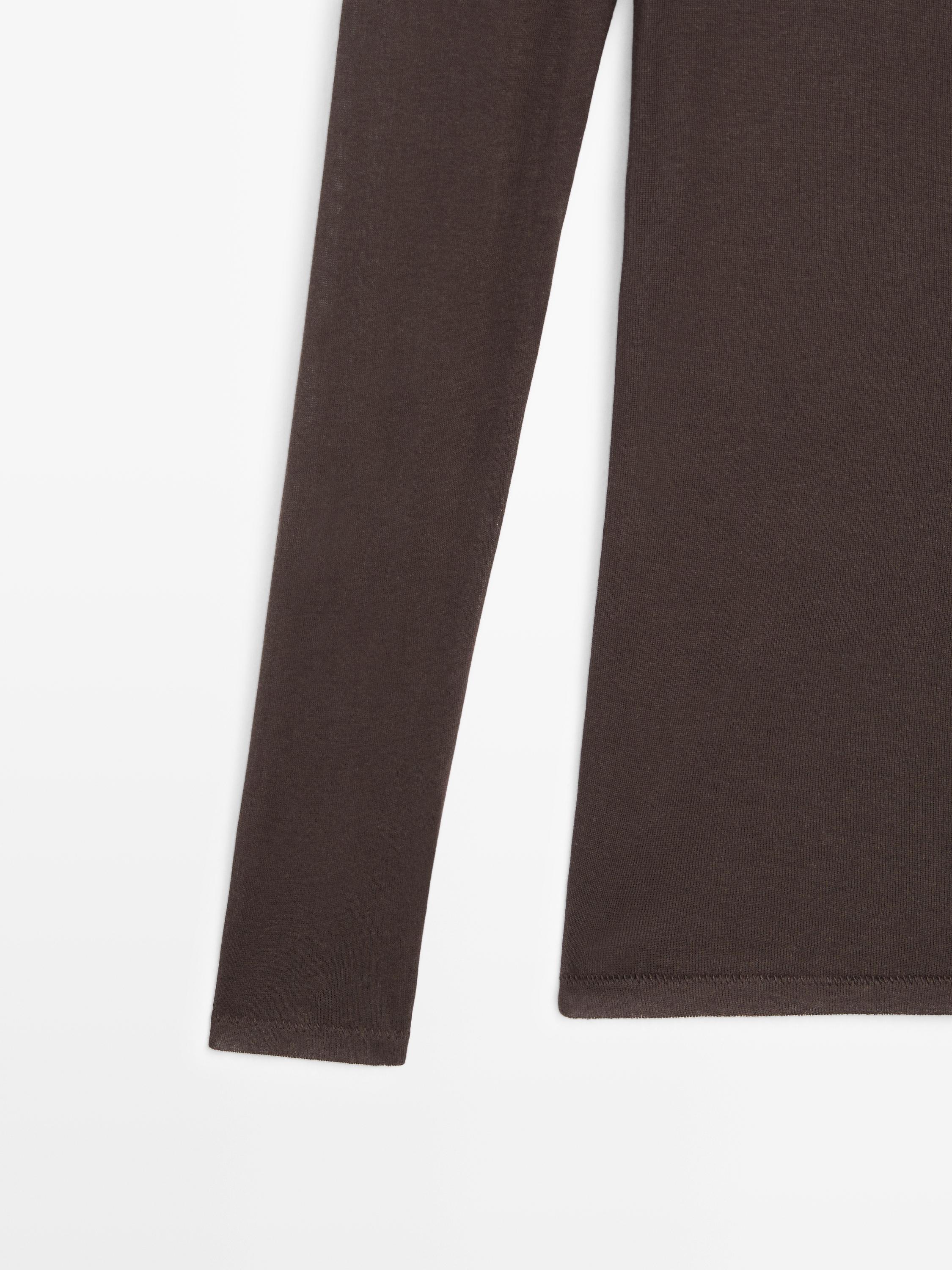 100% cotton semi-sheer T-shirt with collar detail — BROWN