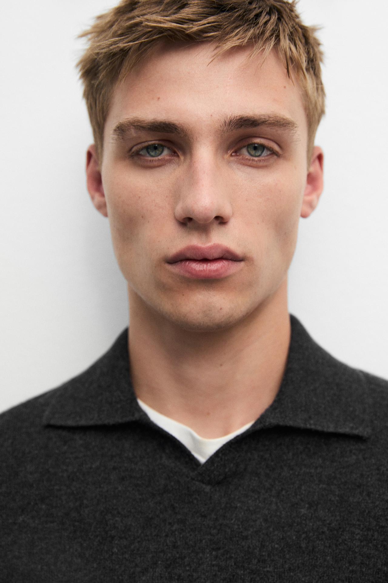 100% cashmere knit polo sweater — CHARCOAL