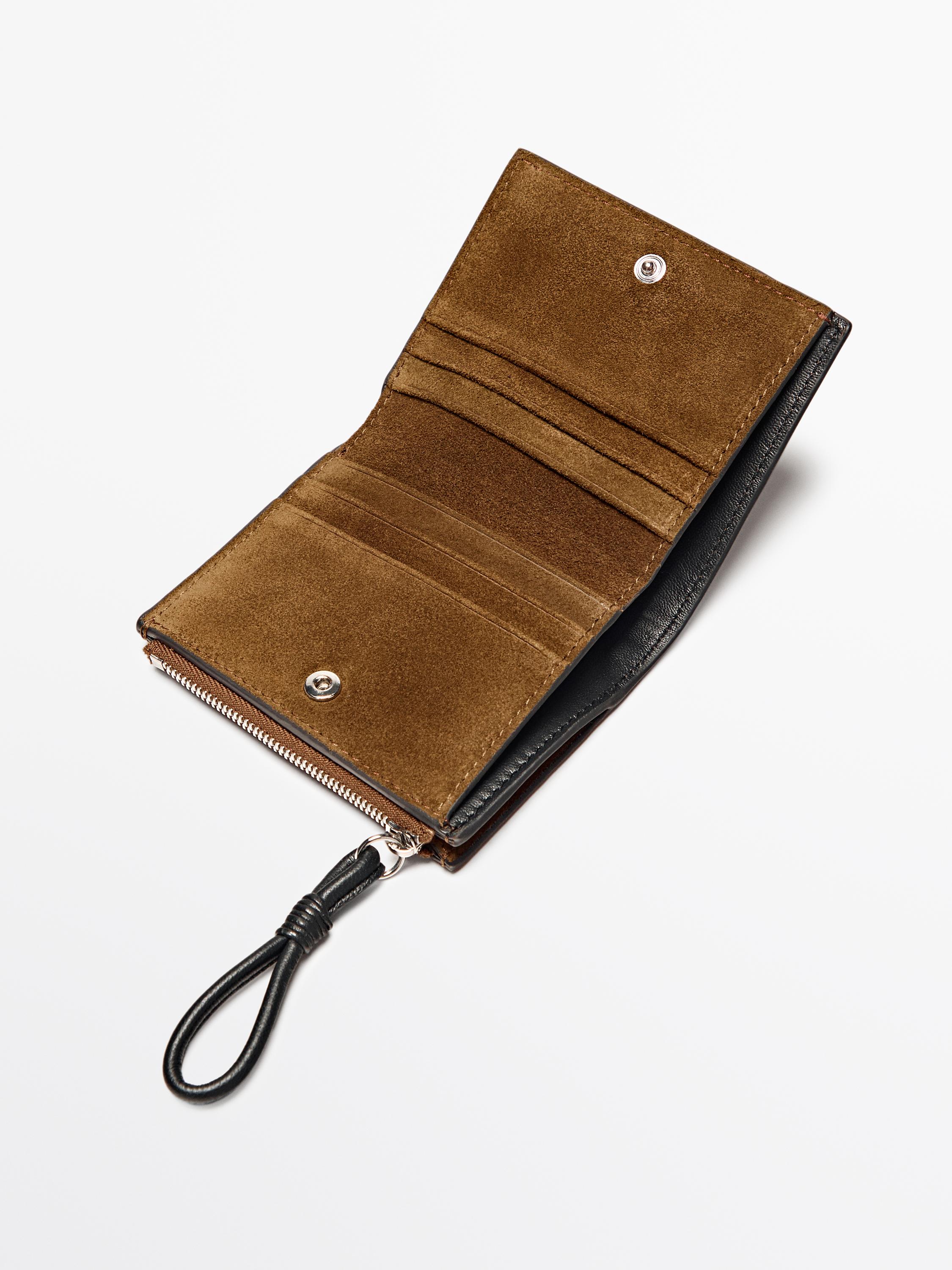 Brieftasche aus Rauleder mit Charm