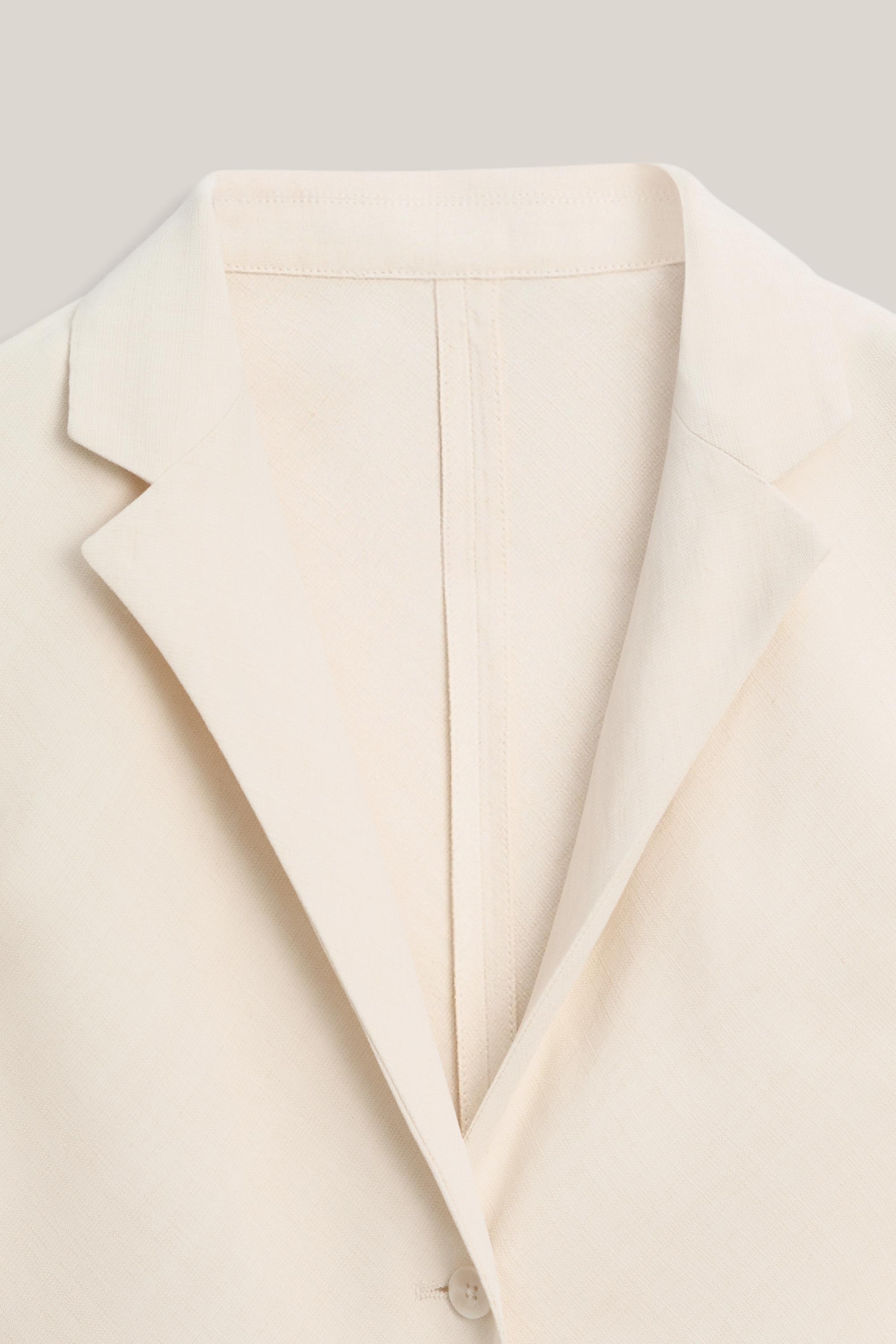 Flowing blazer with lapel detail - LIMITED EDITION — CREAM