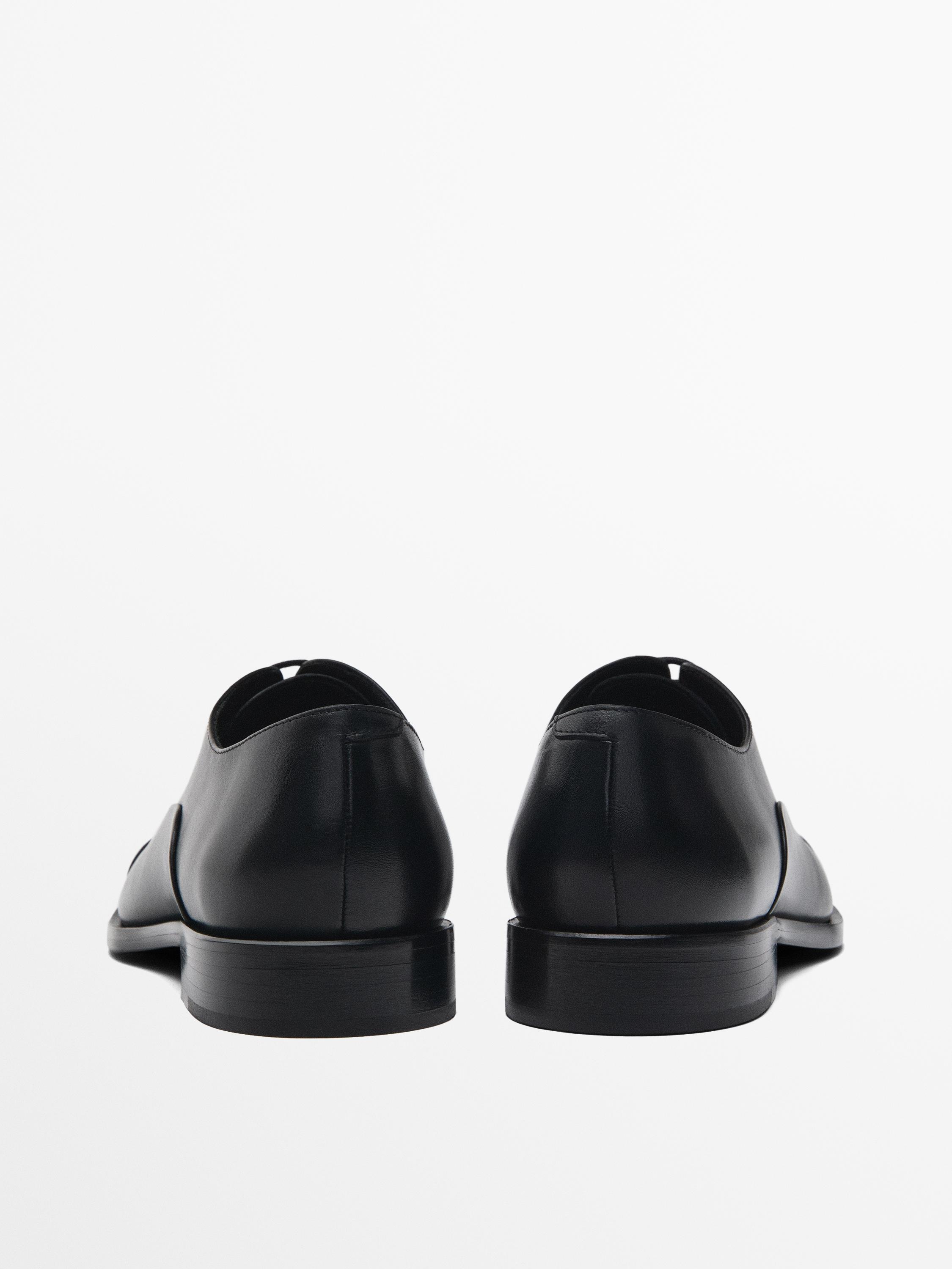Oxford shoes — BLACK