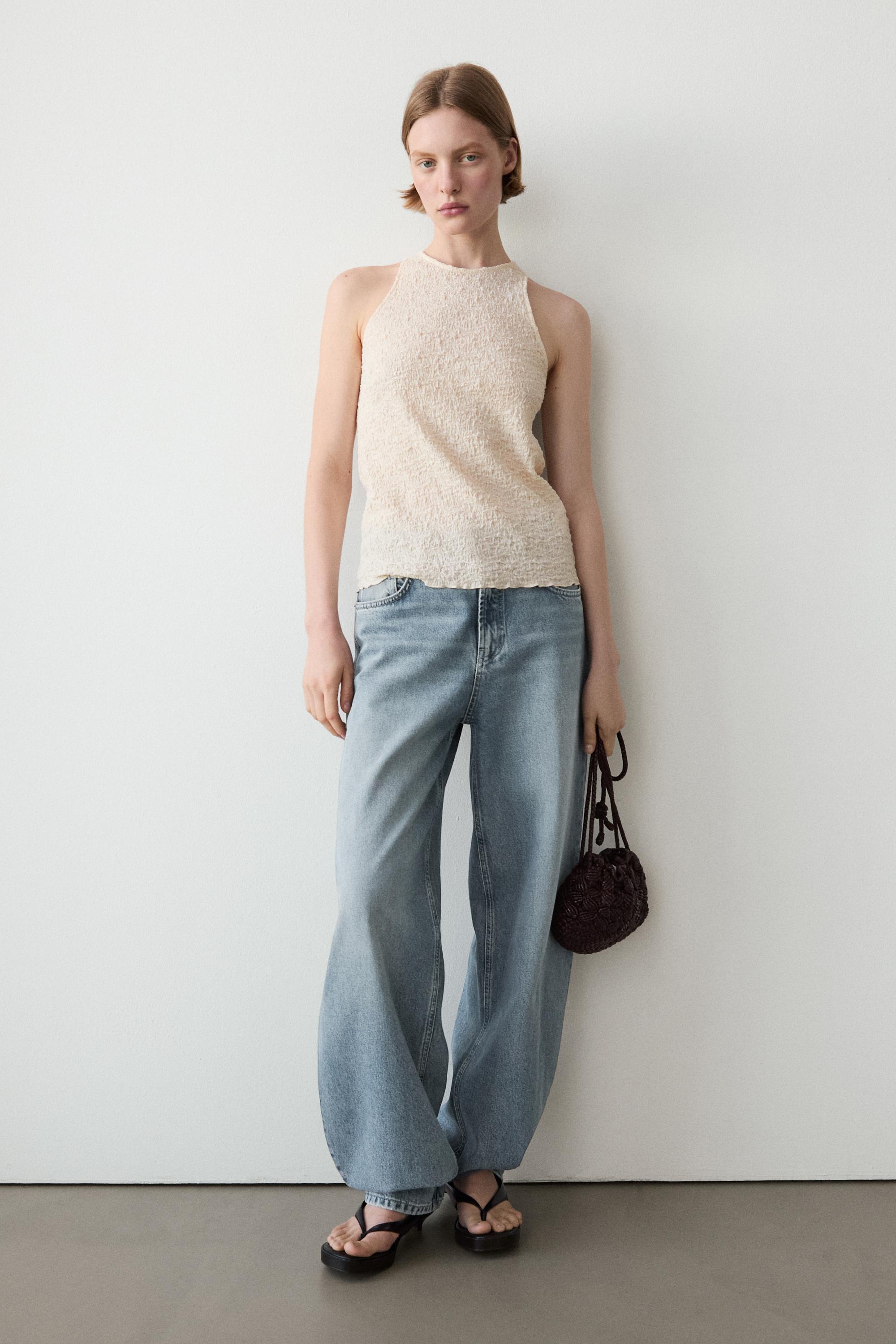 Textured halter top — CREAM