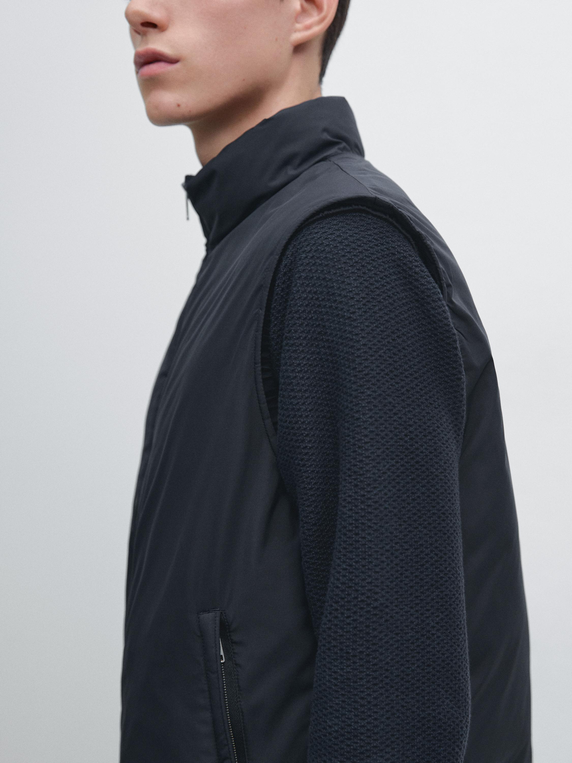 Water-repellent extra lightweight puffer gilet — NAVY BLUE