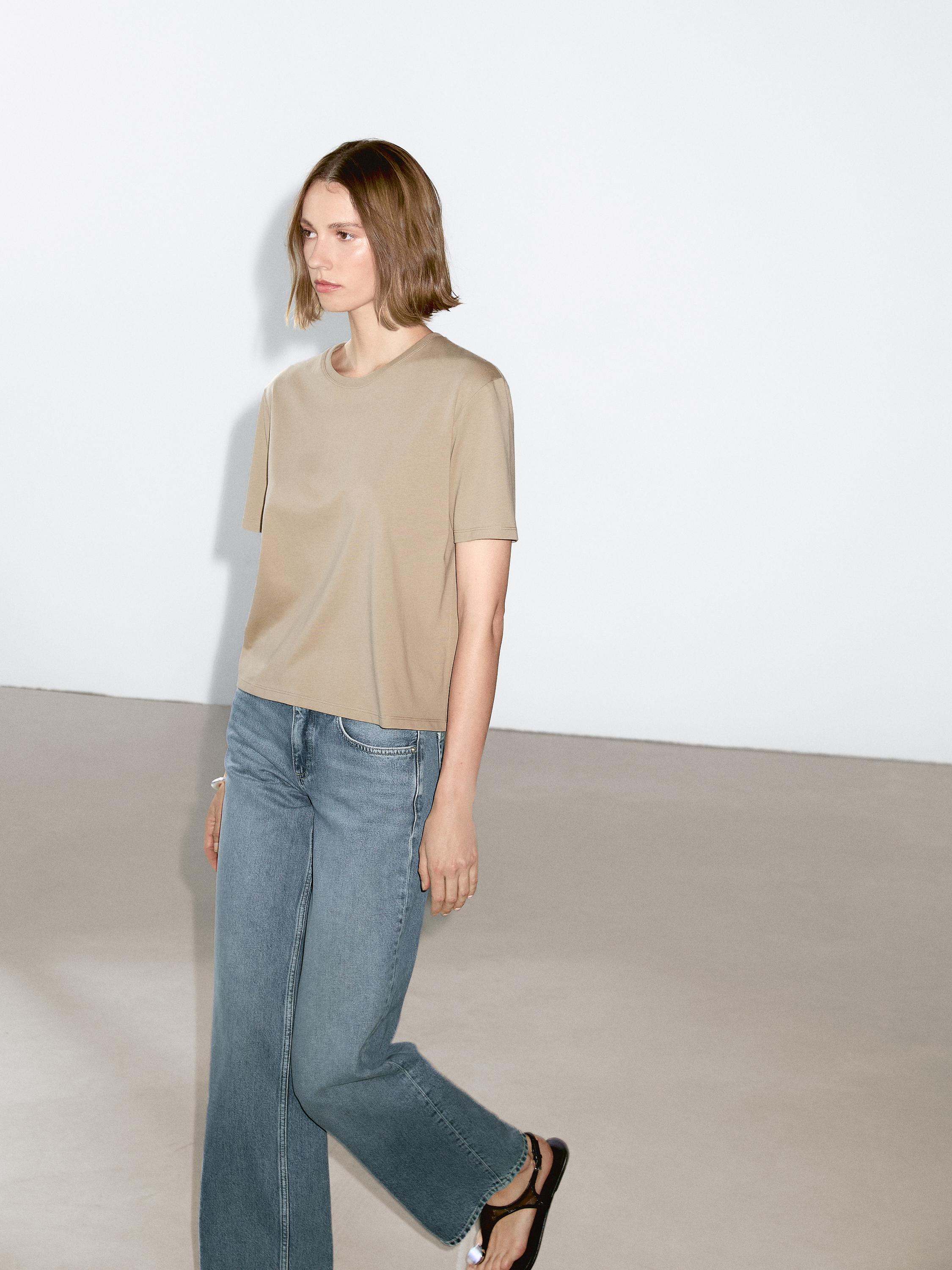 T-shirt regular à manches courtes