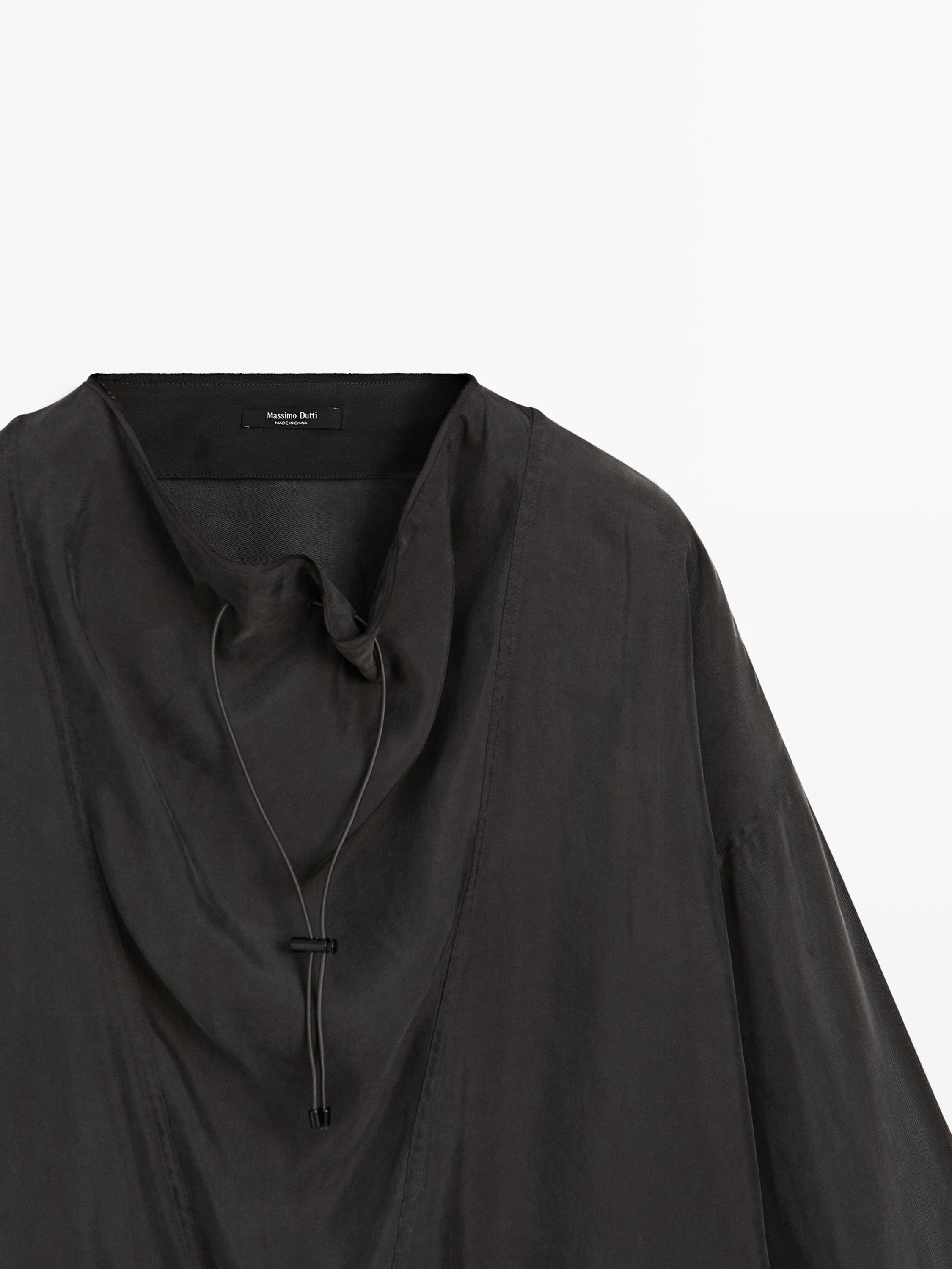 Shirt with drawstring detail