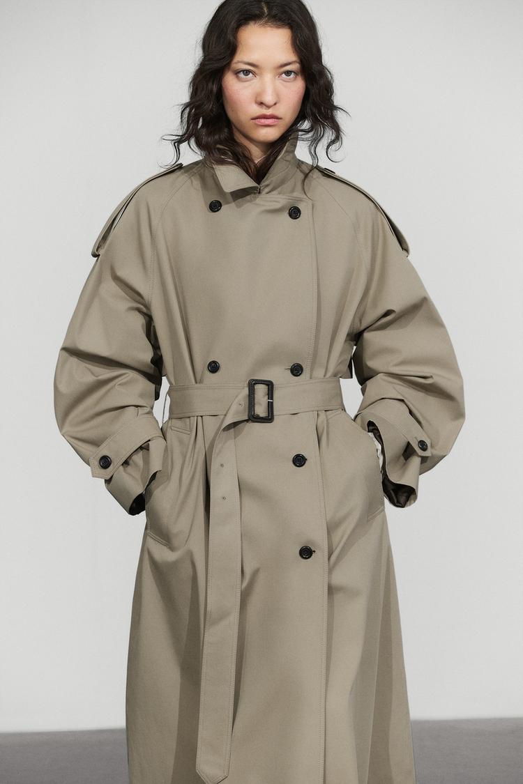 Double-breasted trench coat · Beige · Coats | Massimo Dutti